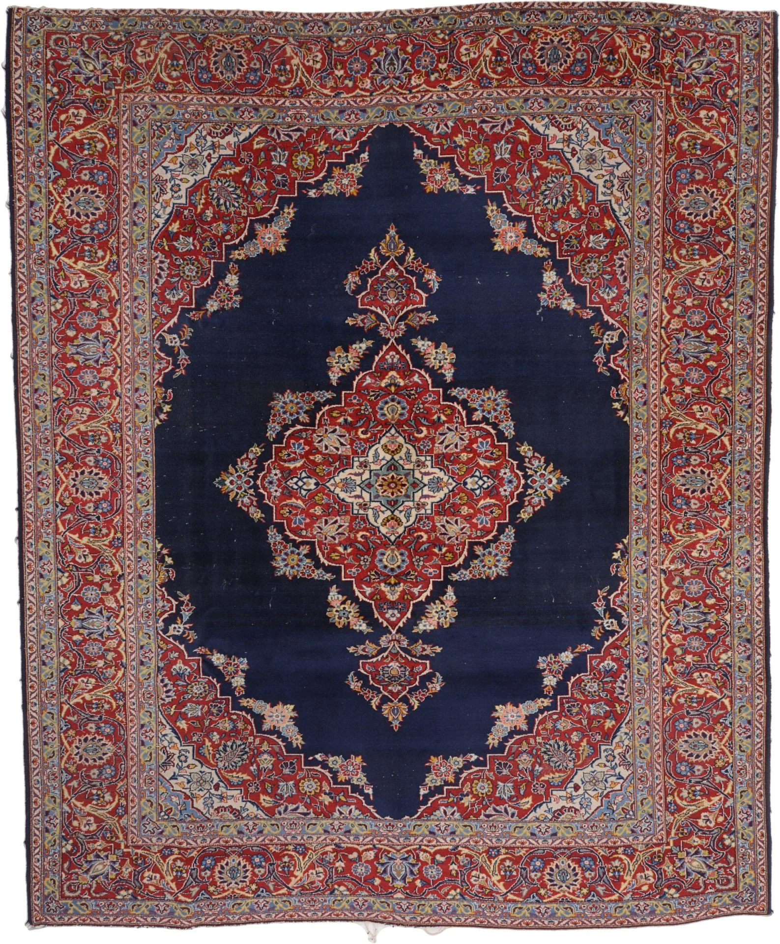 Hand-Knotted Kashan Persian Rug, 226 × 274 cm, Wool