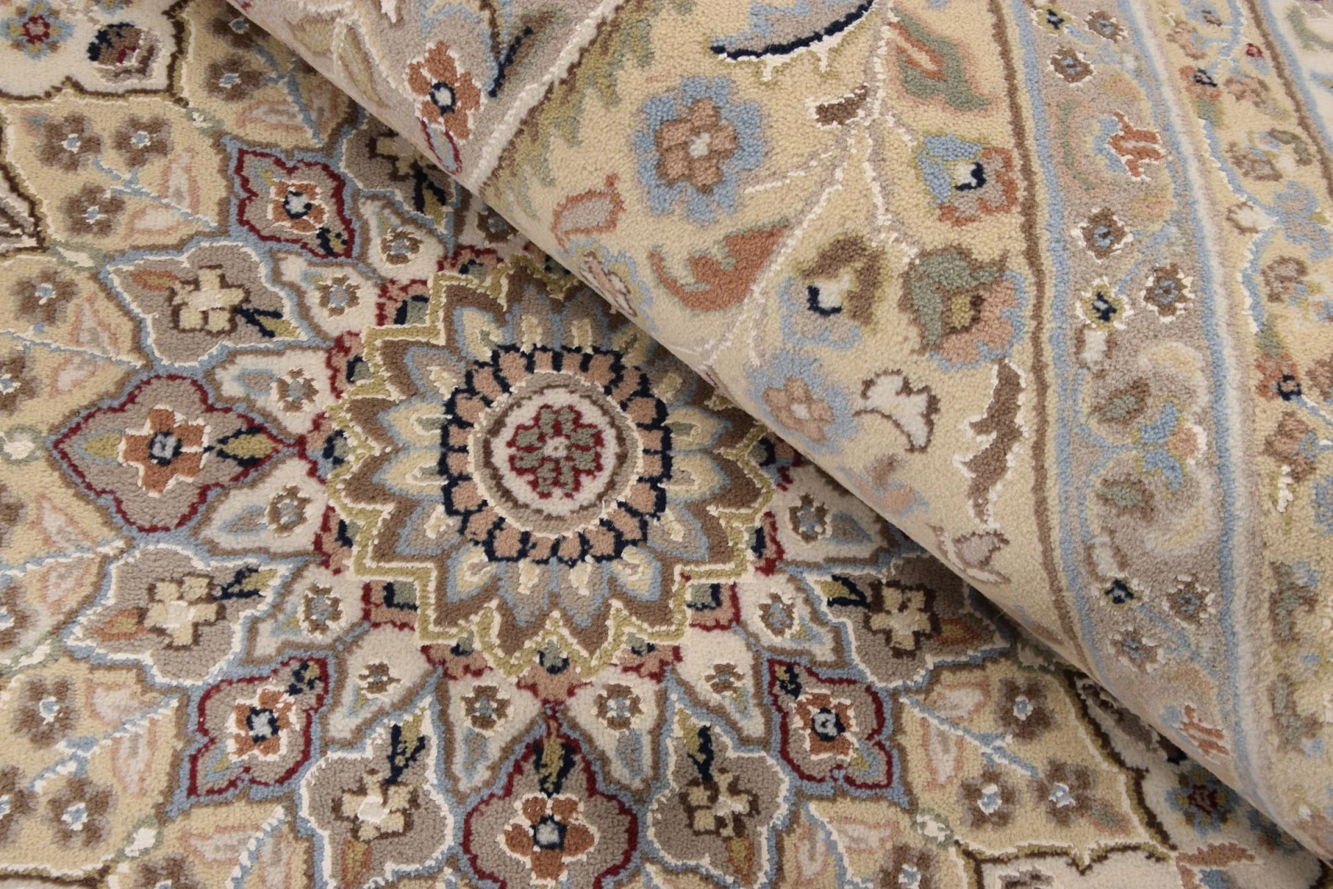 Hand-Knotted Tabriz Indian Rug, 243 × 302 cm - Image 4