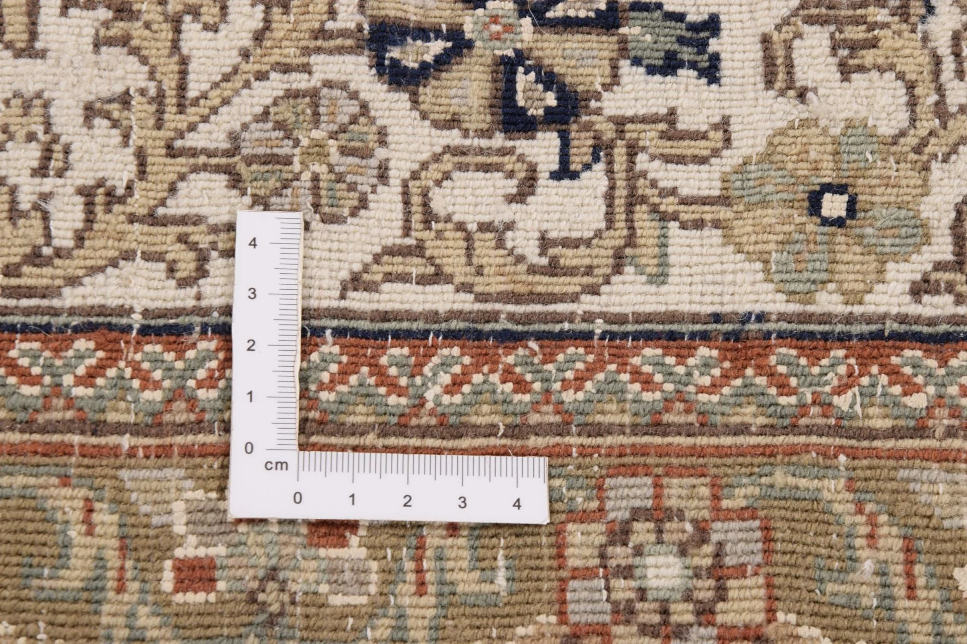 Qom Indian Rug 246 × 353 cm, hand-knotted - Image 3