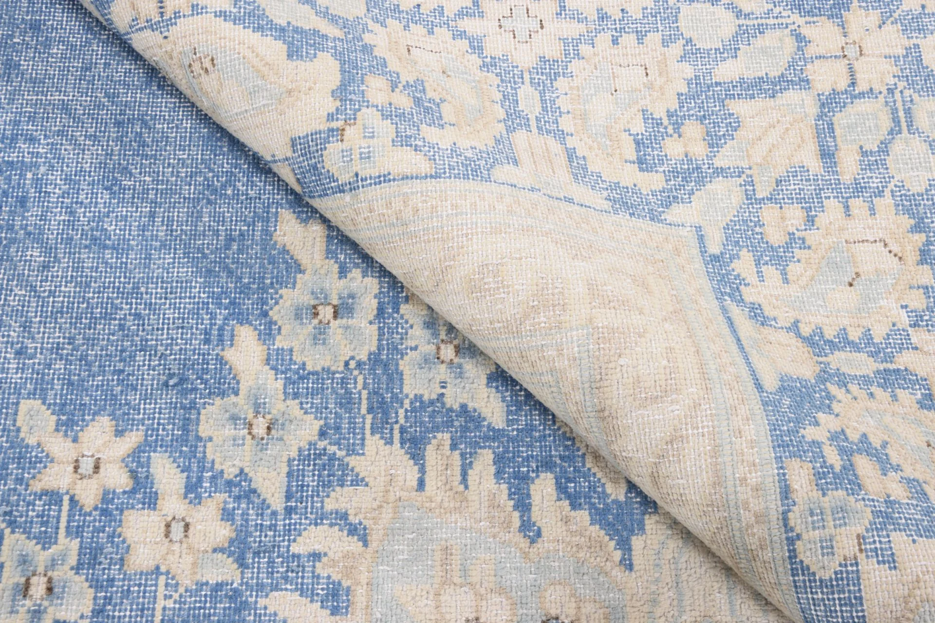Hand-Knotted Pakistani Rug, 290 × 390 cm, Wool - Image 6