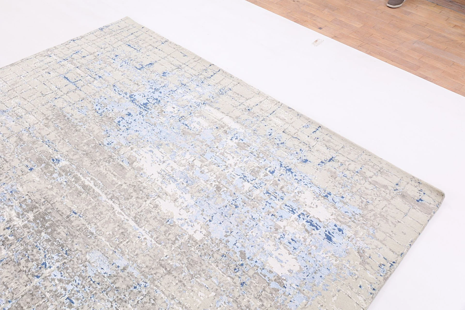 Wool & Silk Indian Rug 243 × 305 cm, hand-knotted - Image 5