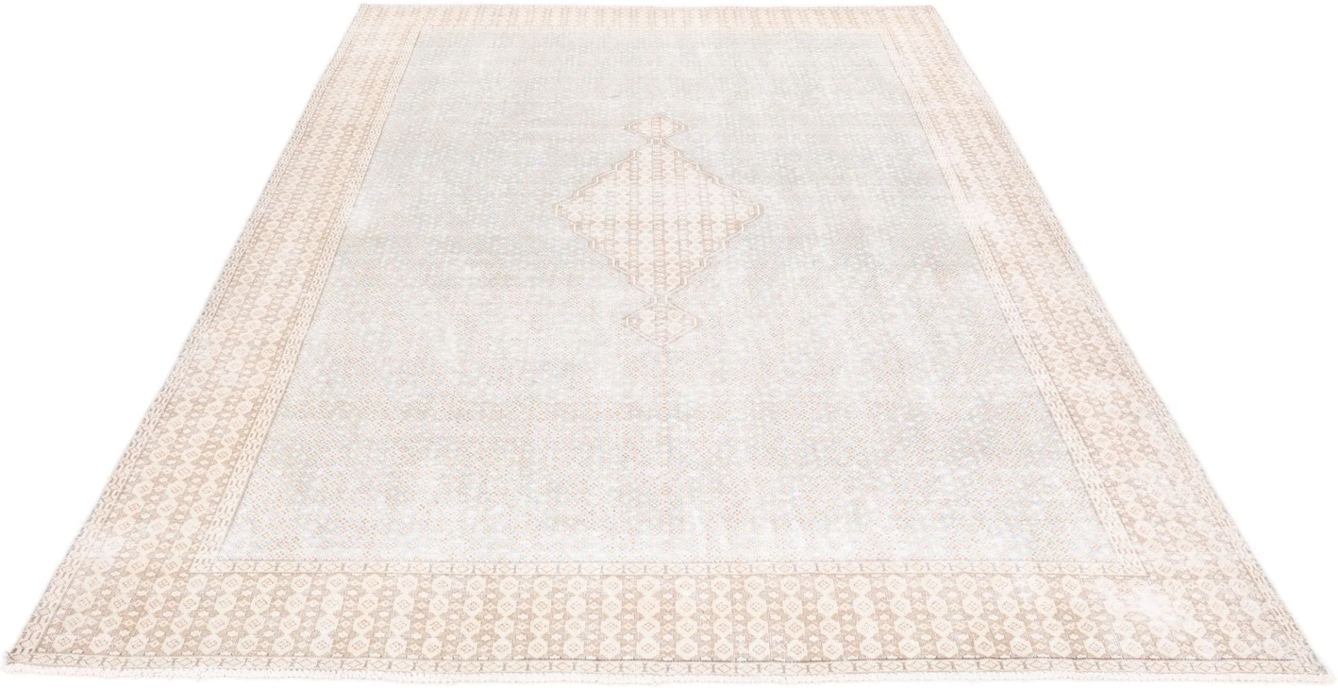 Alternative view of Hand-Knotted Persian Rug, 229 × 320 cm, Wool