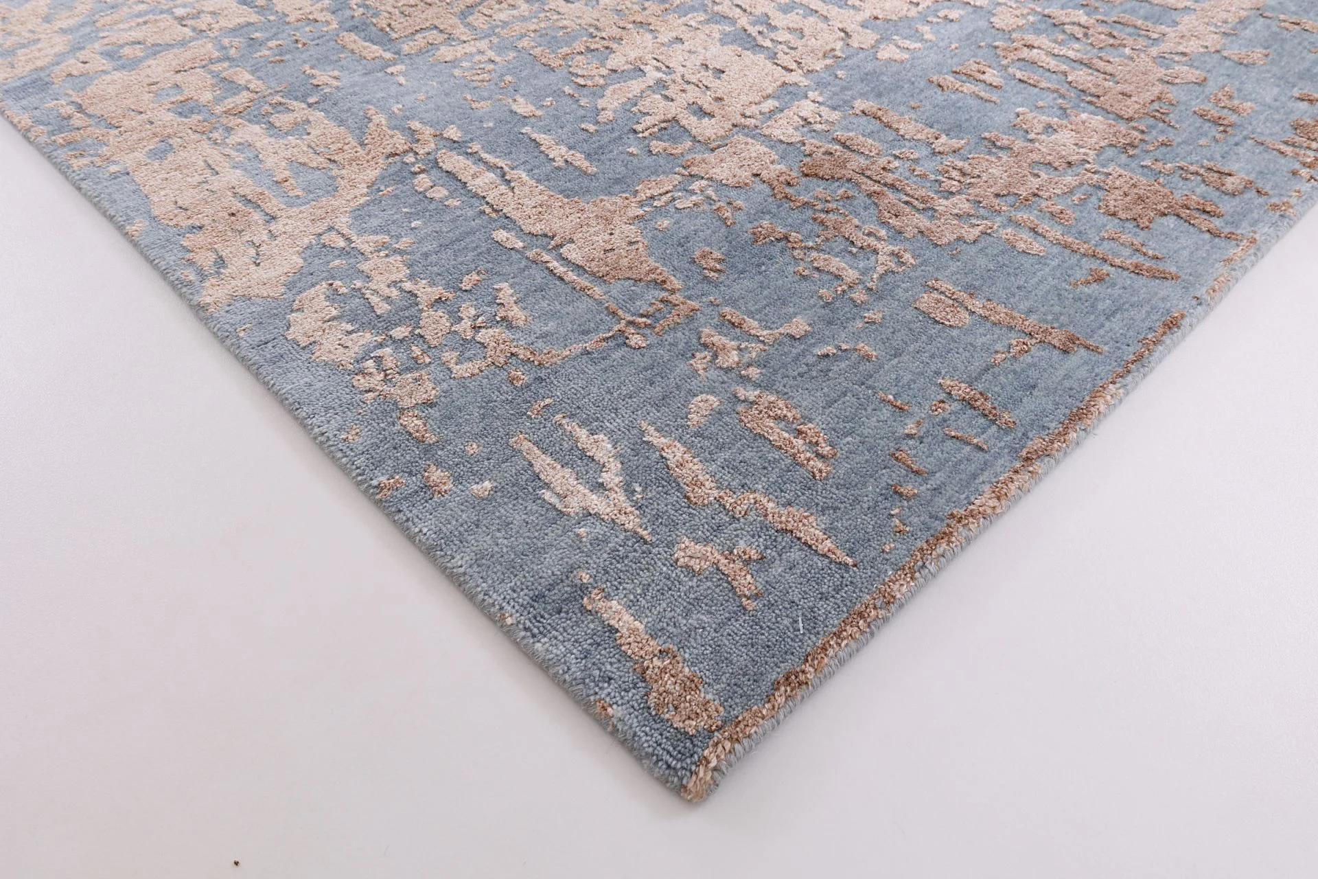 Hand-Knotted Indian Rug, 244 × 308 cm, Wool & Silk - Image 6