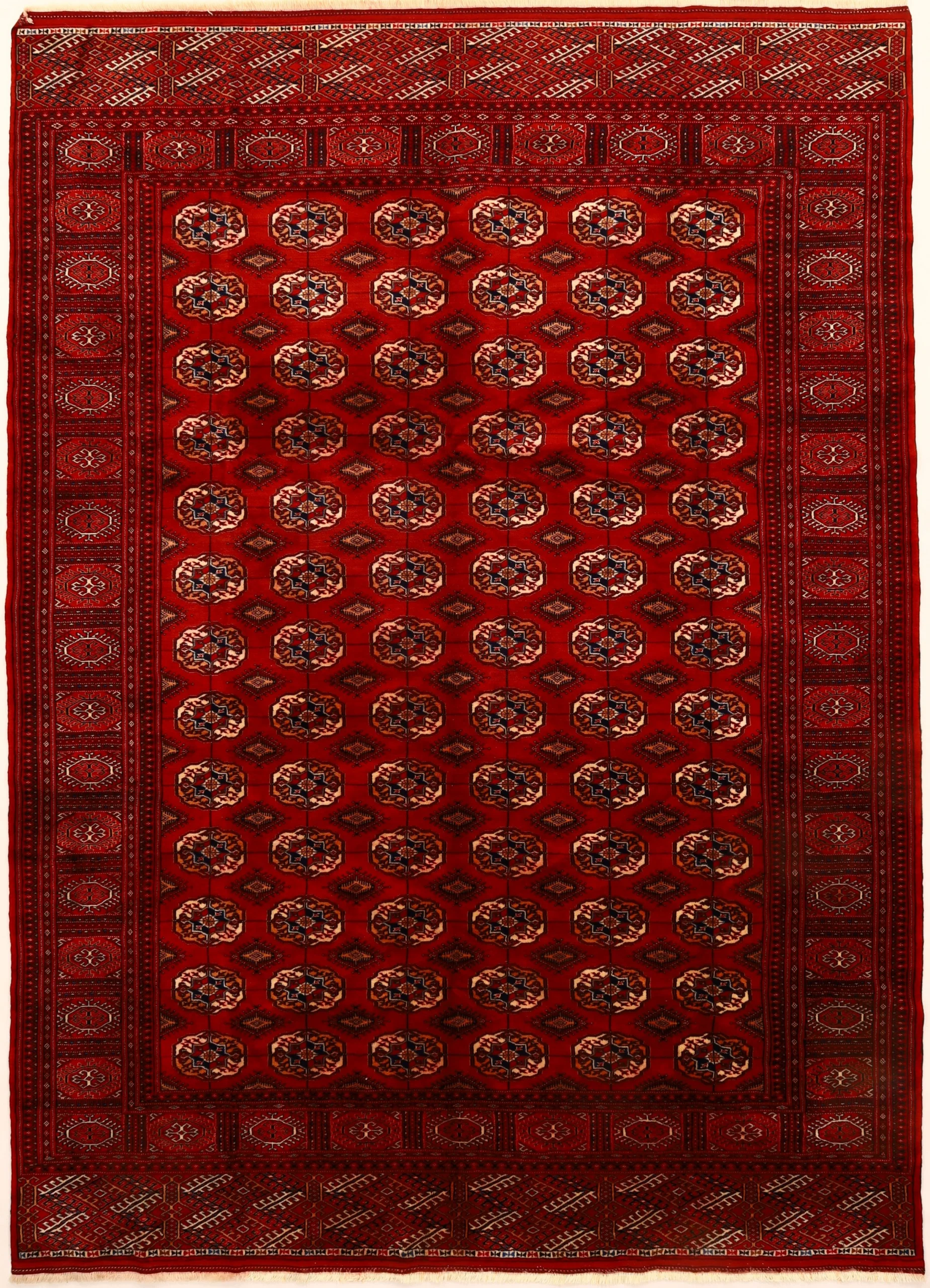 Turkmen Persian Rug 360 × 260 cm in Wool, hand-knotted