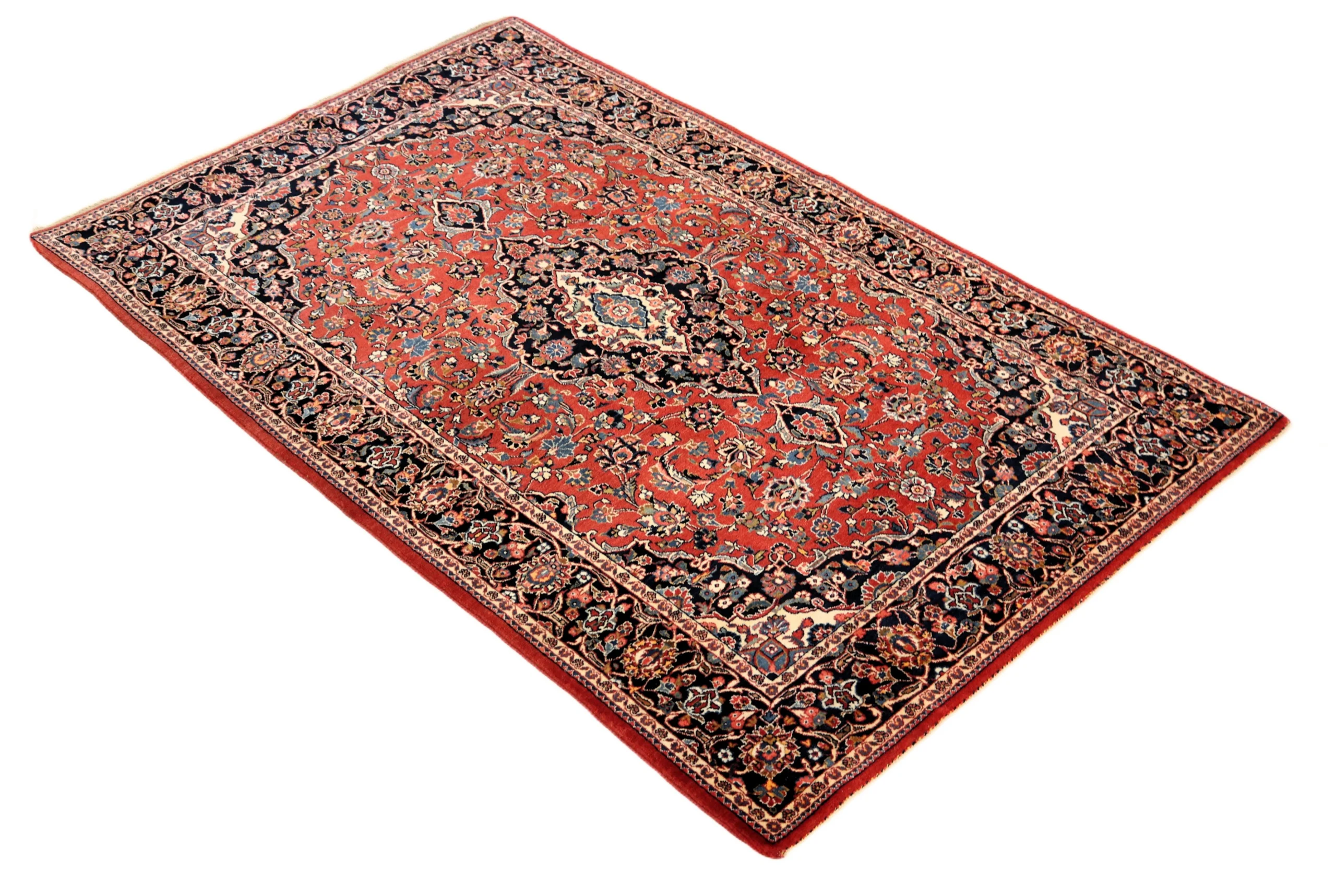 Alternative view of Kashan Persian Rug 192 × 138 cm in Wool, hand-knotted