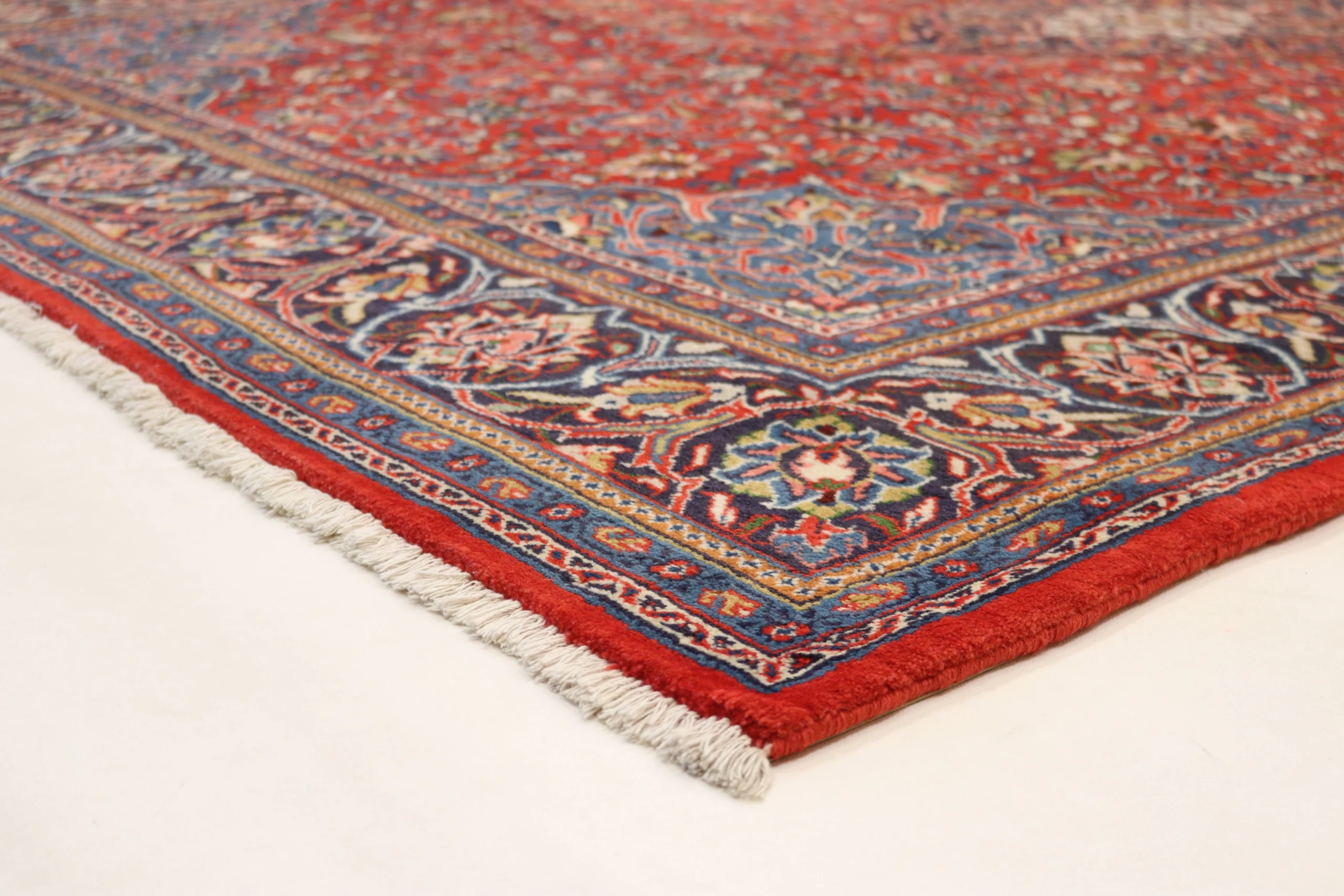 Sarouk Persian Rug 312 × 200 cm in Wool, hand-knotted - Image 4