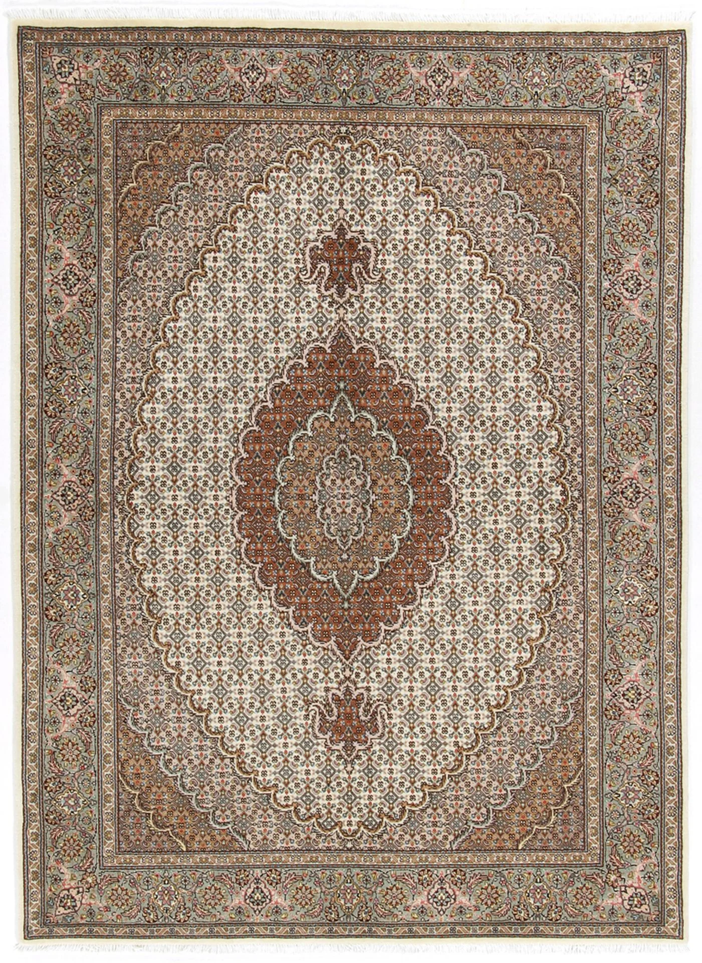 Tabriz Persian Rug 146 × 205 cm in Wool & Silk, hand-knotted