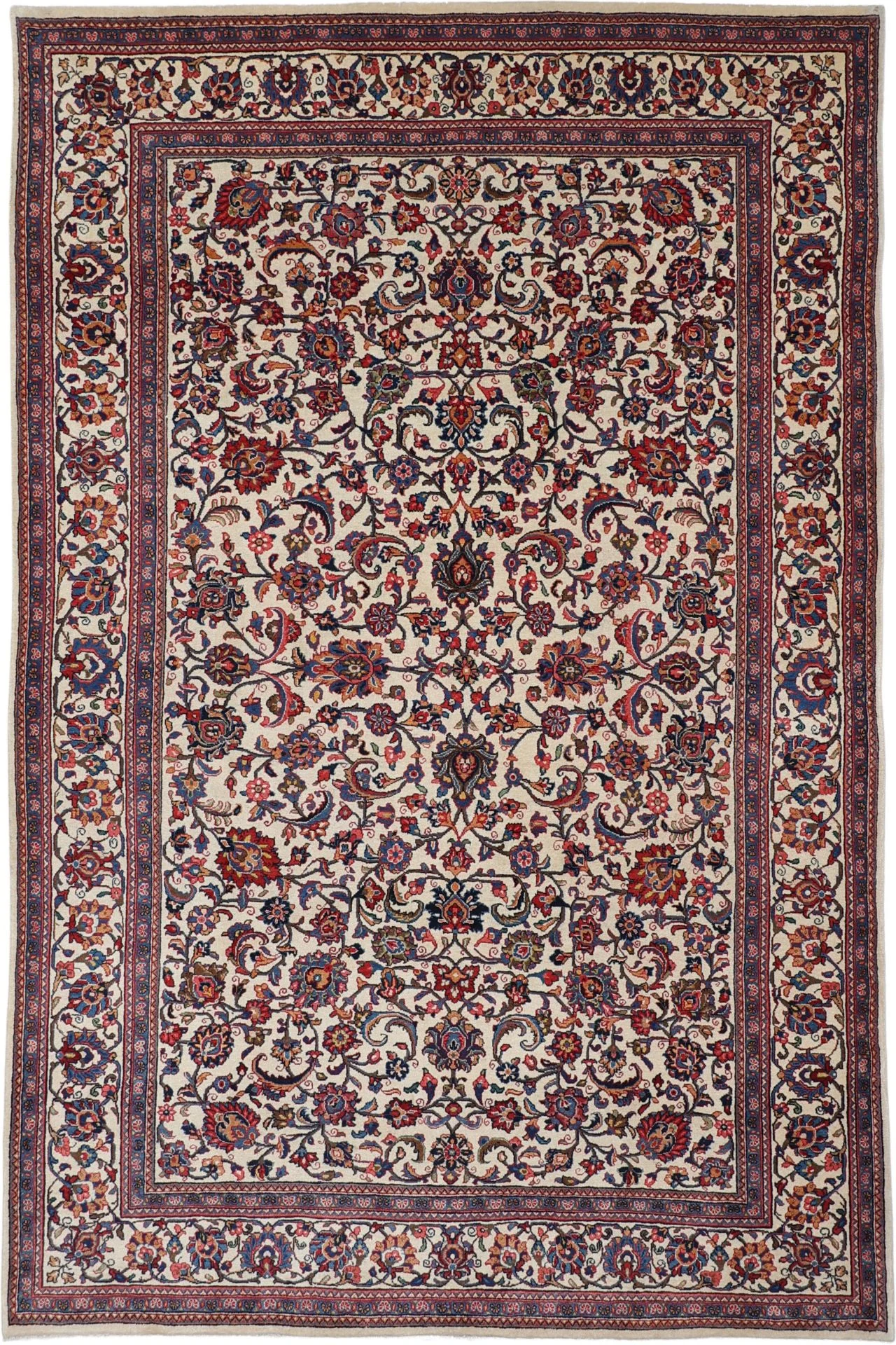 Wool Sarouk Persian Rug 206 × 312 cm, hand-knotted