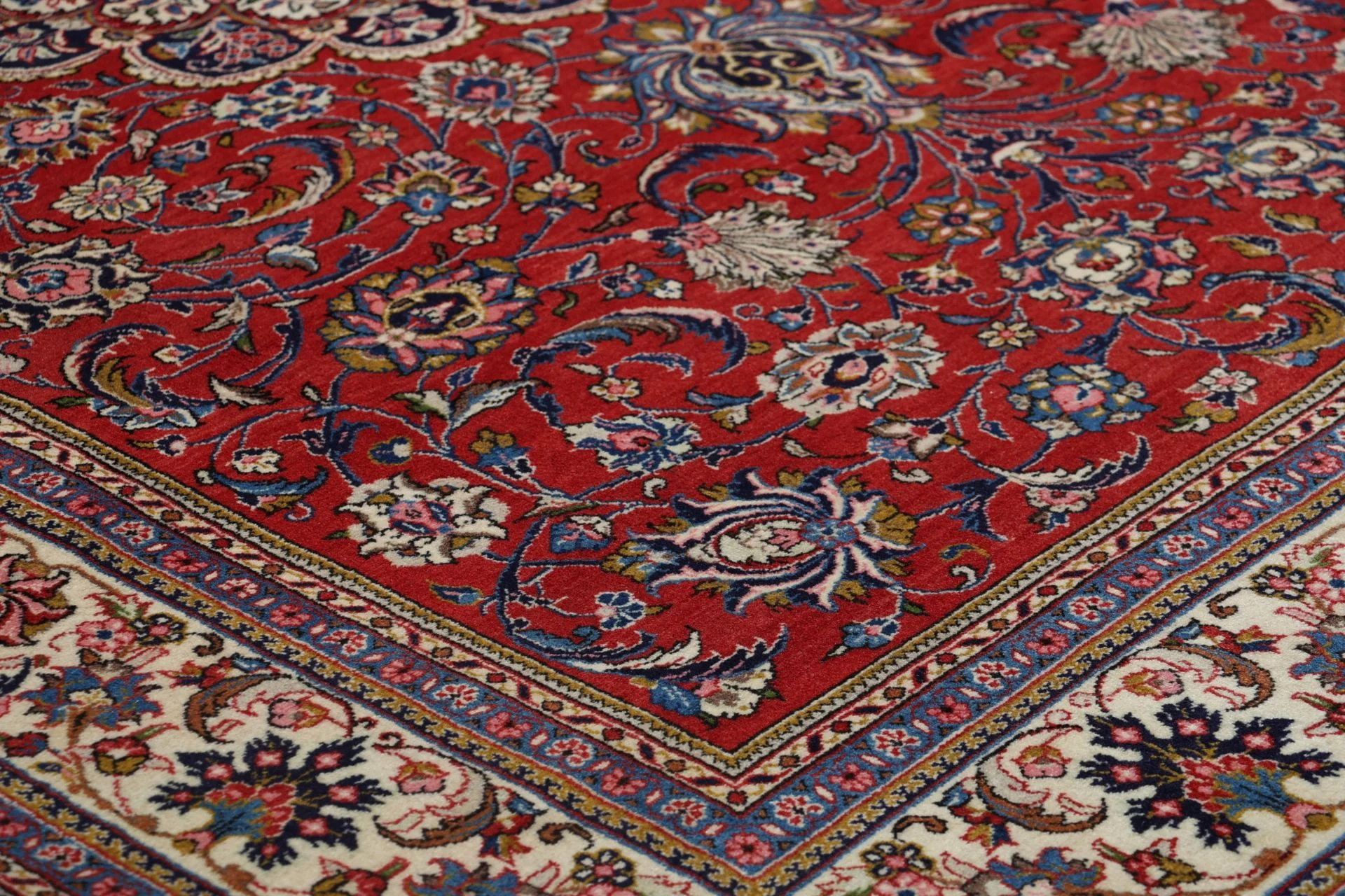 Sarouk Persian Rug 205 × 303 cm in Wool, hand-knotted - Image 5