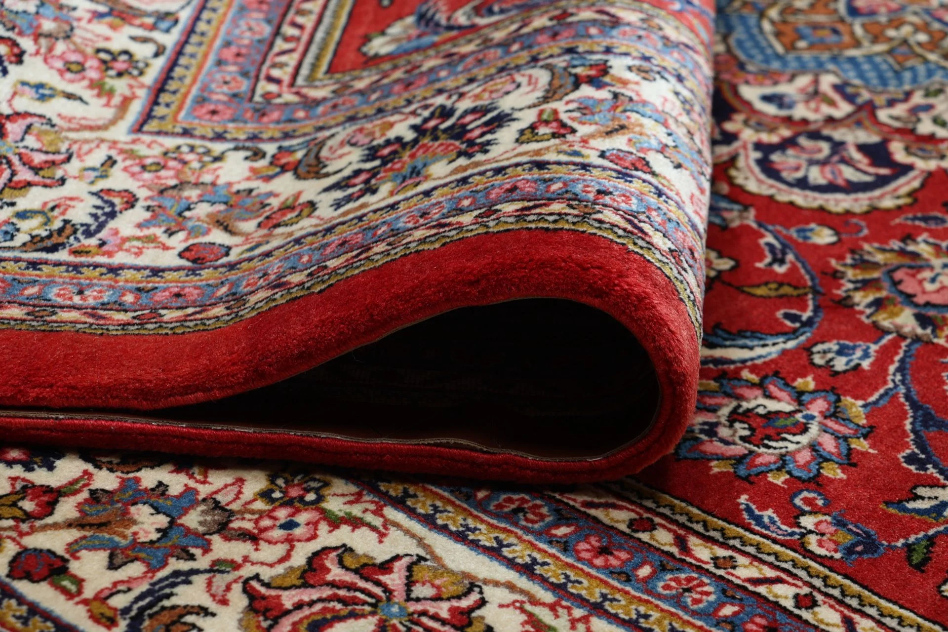 Sarouk Persian Rug 205 × 303 cm in Wool, hand-knotted - Image 10