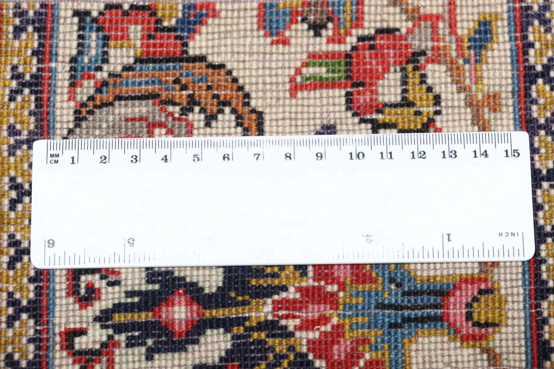 Sarouk Persian Rug 205 × 303 cm in Wool, hand-knotted - Image 11