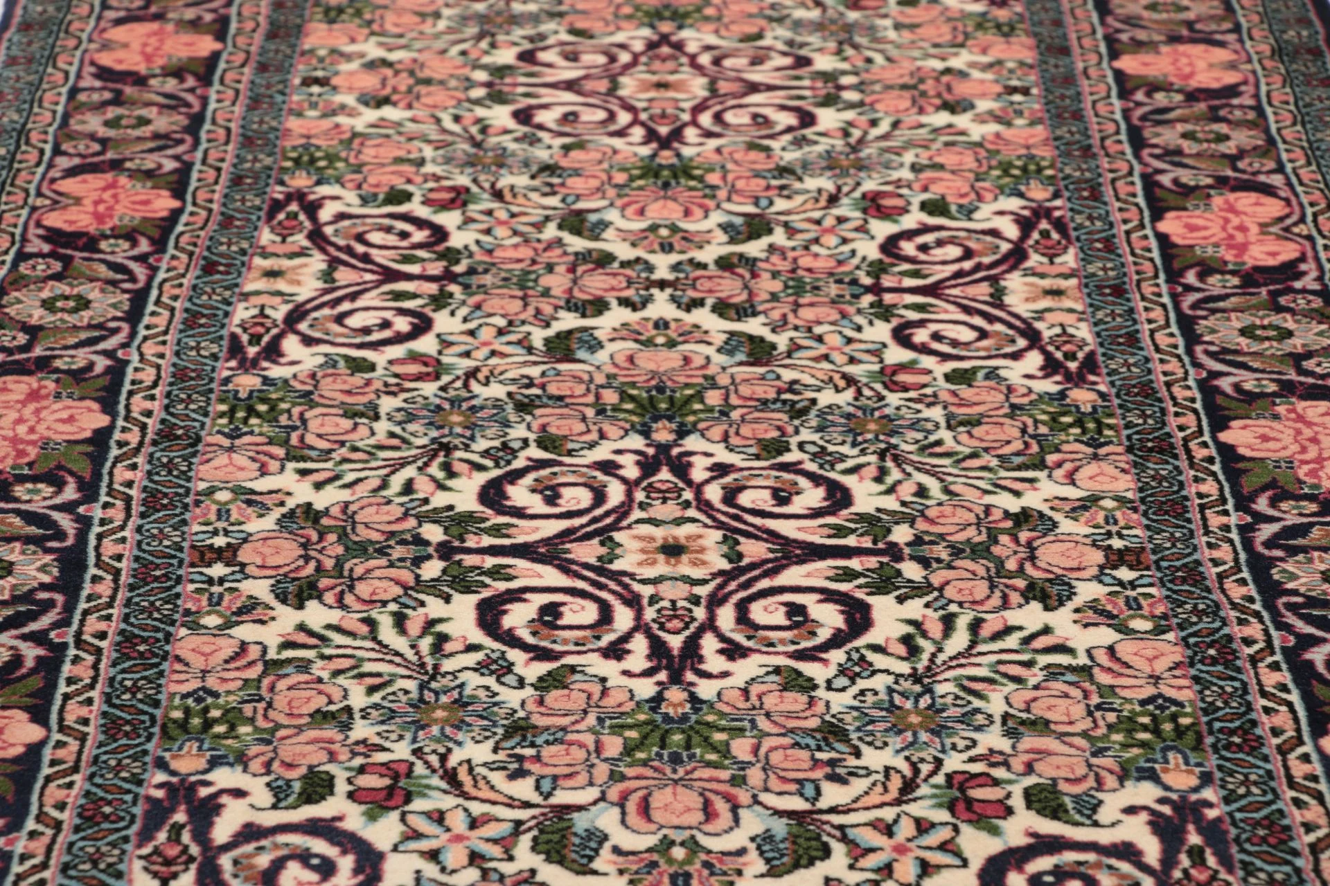 Wool Bijar Persian Rug 75 × 300 cm, hand-knotted - Image 4
