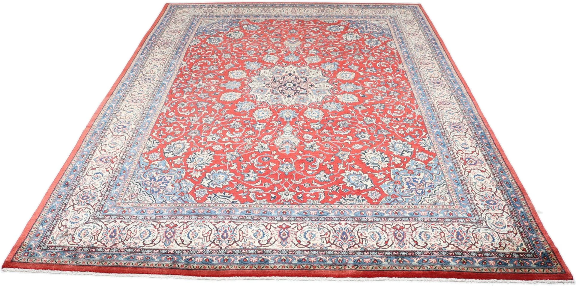 Alternative view of Sarouk Persian Rug 270 × 362 cm in Wool, hand-knotted