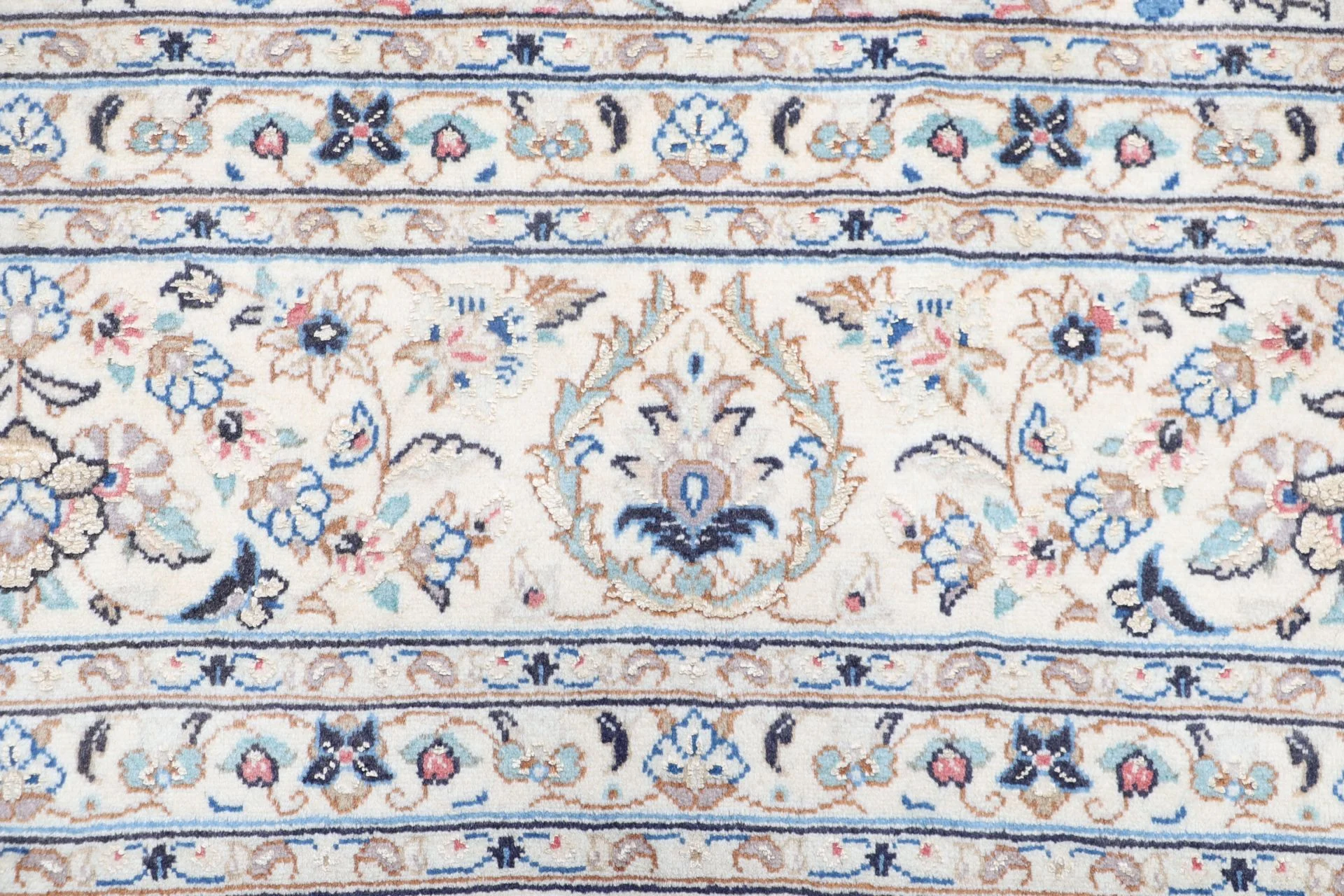 Hand-Knotted Kashan Persian Rug, 255 × 355 cm, Wool - Image 6