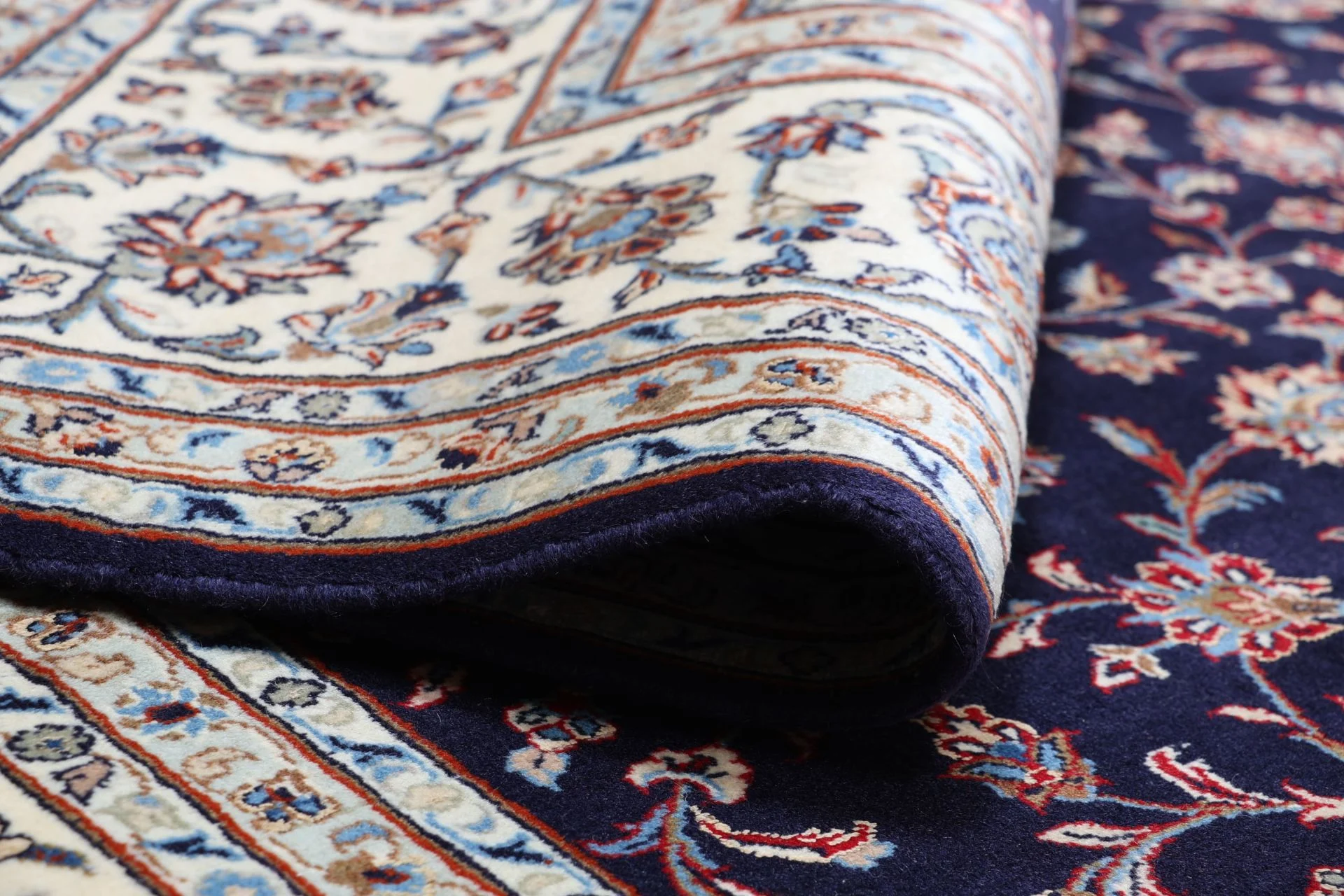 Hand-Knotted Kashan Persian Rug, 245 × 348 cm, Wool - Image 10