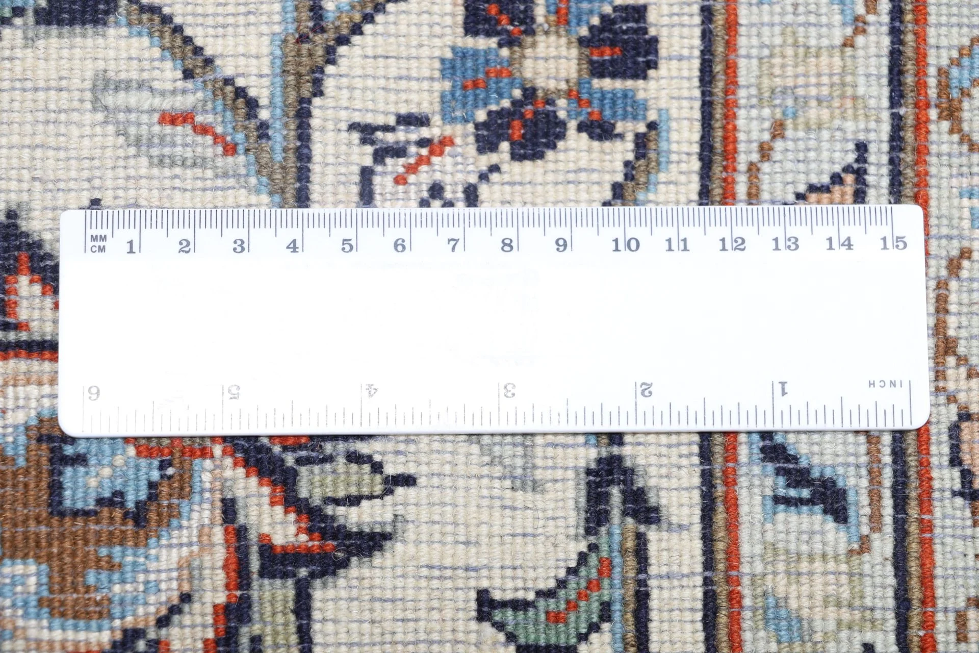 Hand-Knotted Kashan Persian Rug, 245 × 348 cm, Wool - Image 11