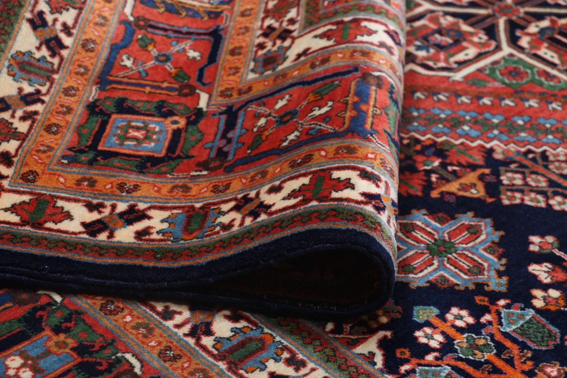 Hand-Knotted Persian Rug, 217 × 307 cm, Wool - Image 10