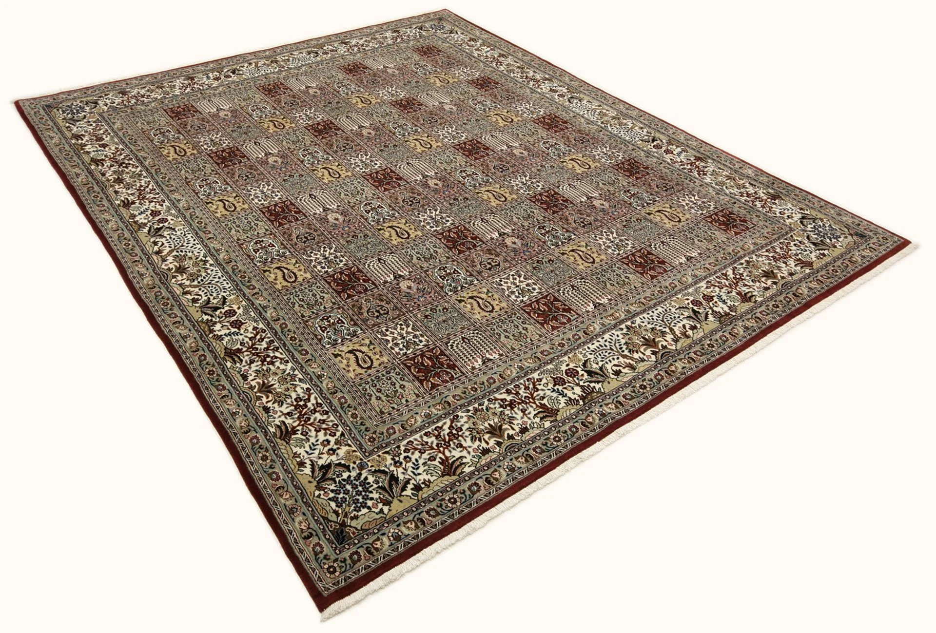 Alternative view of Moud Persian Rug 244 × 306 cm in Wool, hand-knotted