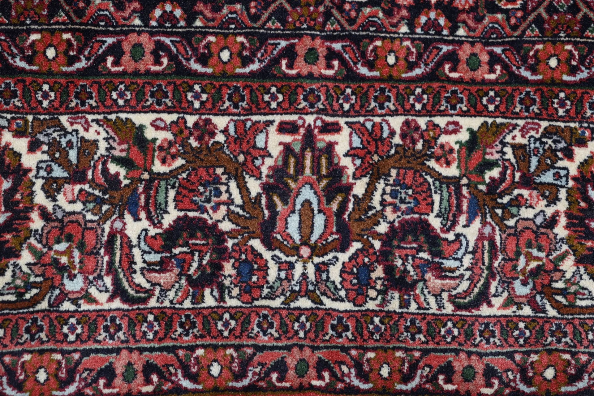 Hand-Knotted Bijar Persian Rug, 202 × 315 cm, Wool - Image 8