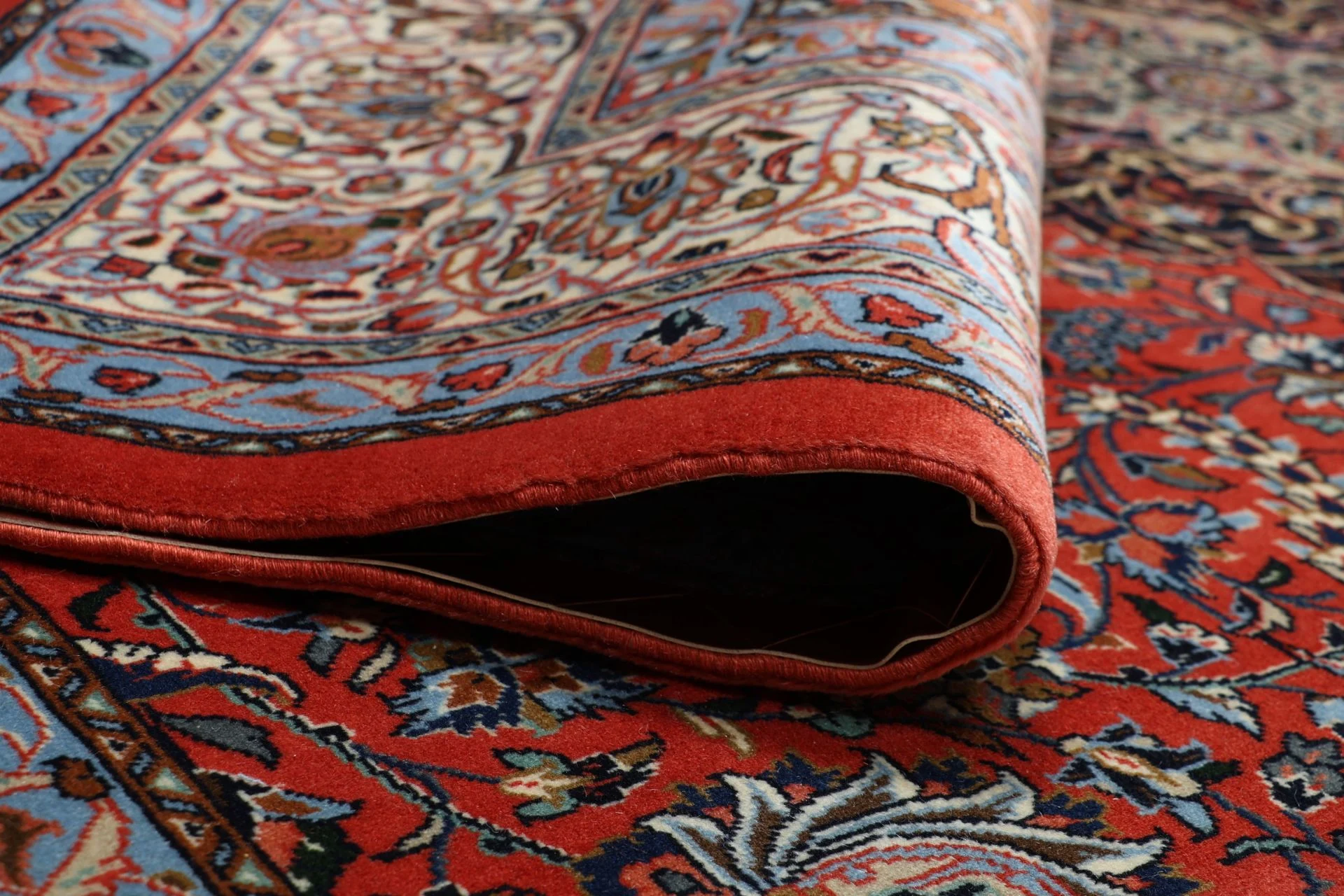 Sarouk Persian Rug 261 × 348 cm in Wool, hand-knotted - Image 10