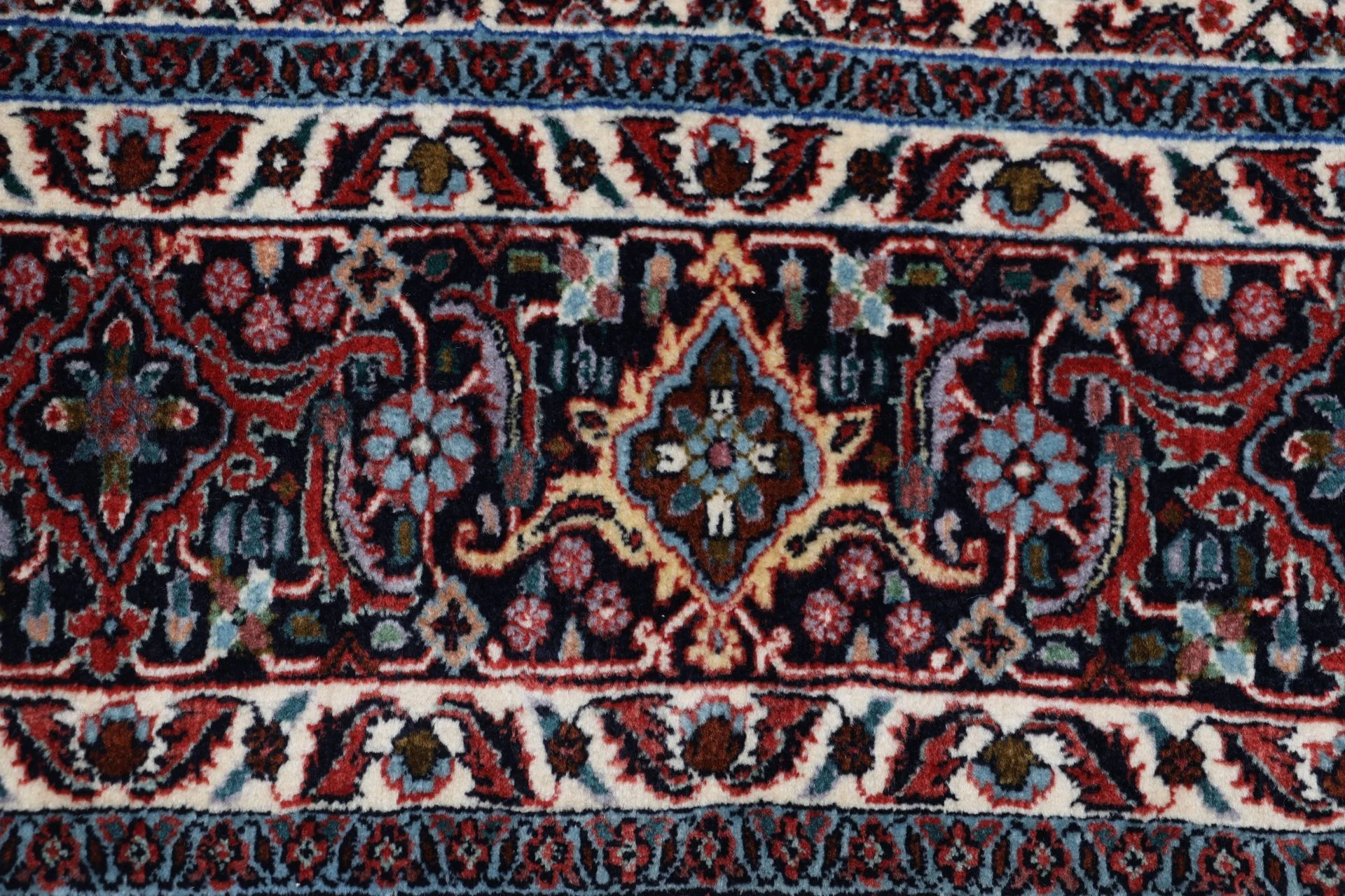 Hand-Knotted Bijar Persian Rug, 206 × 300 cm, Wool - Image 8