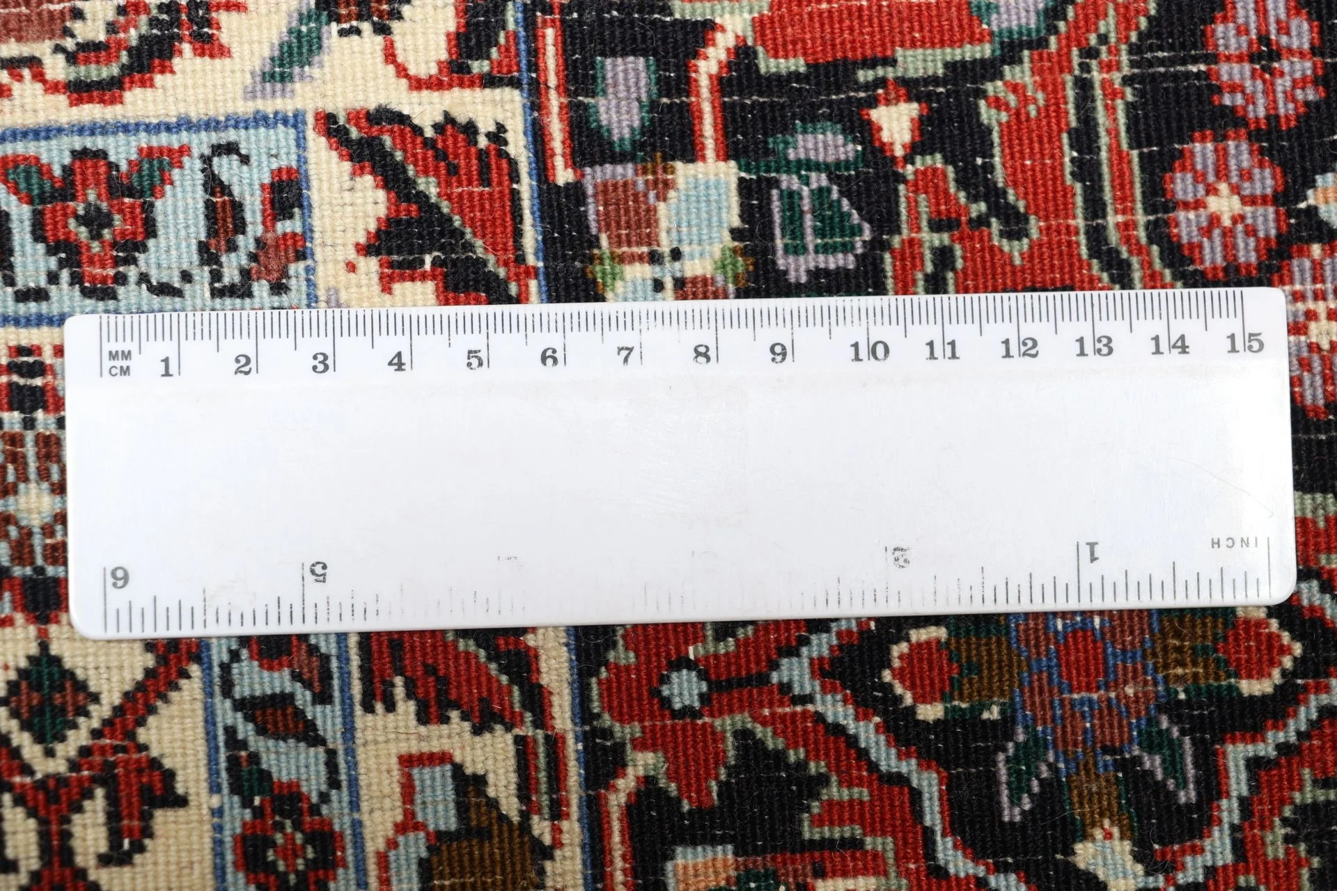 Hand-Knotted Bijar Persian Rug, 206 × 300 cm, Wool - Image 11
