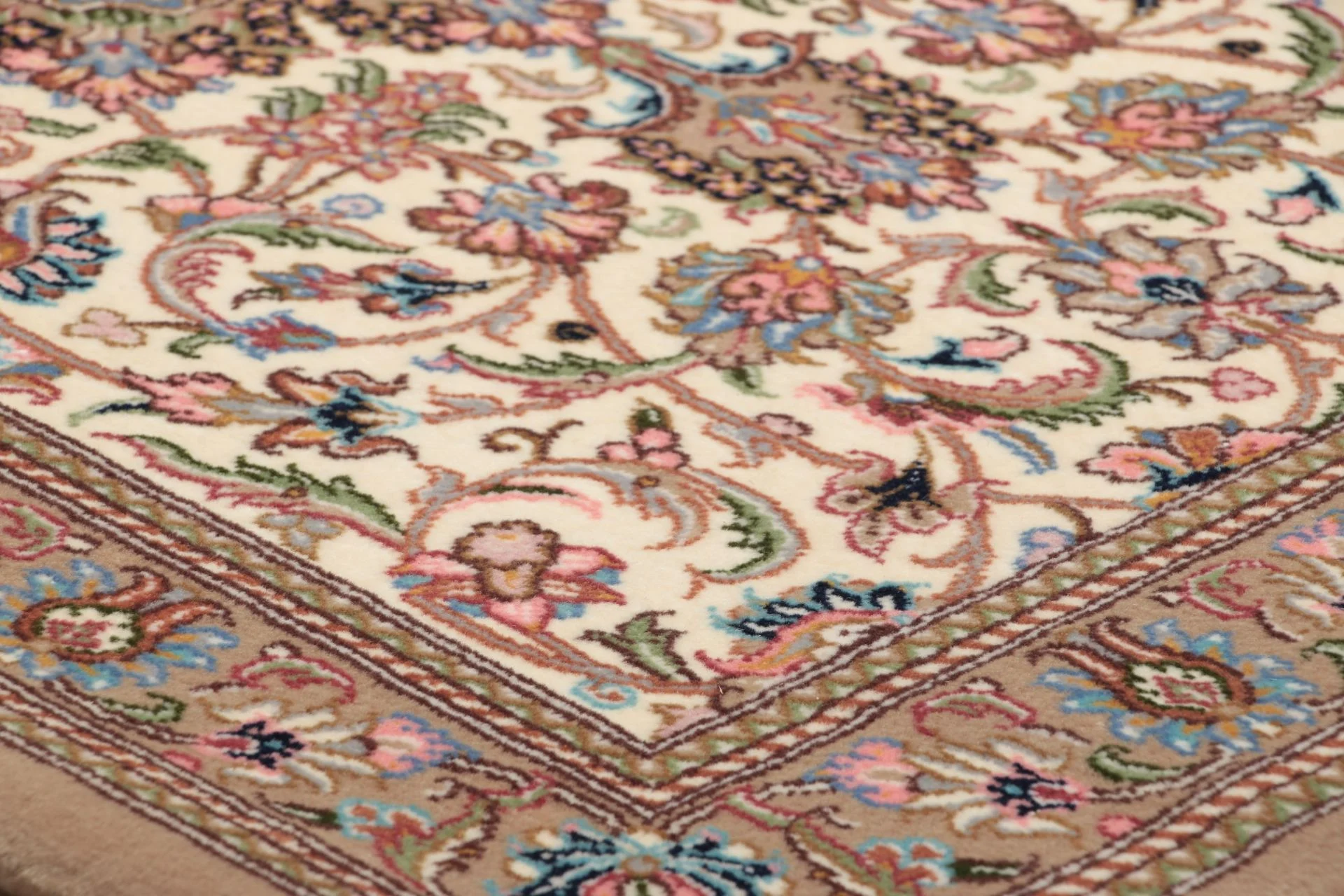 Hand-Knotted Qom Persian Rug, 80 × 310 cm, Wool - Image 4