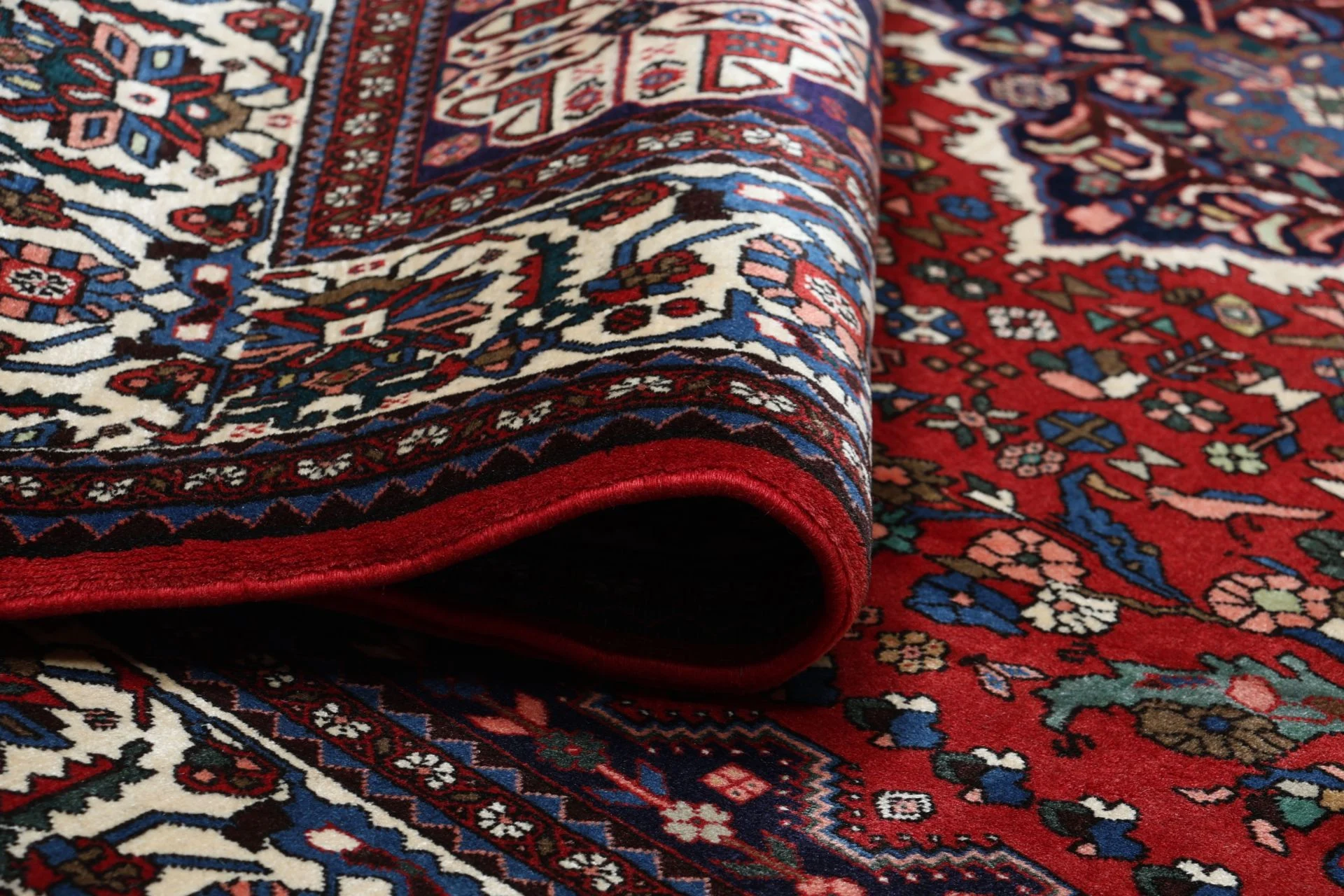 Hand-Knotted Persian Rug, 215 × 319 cm, Wool - Image 10