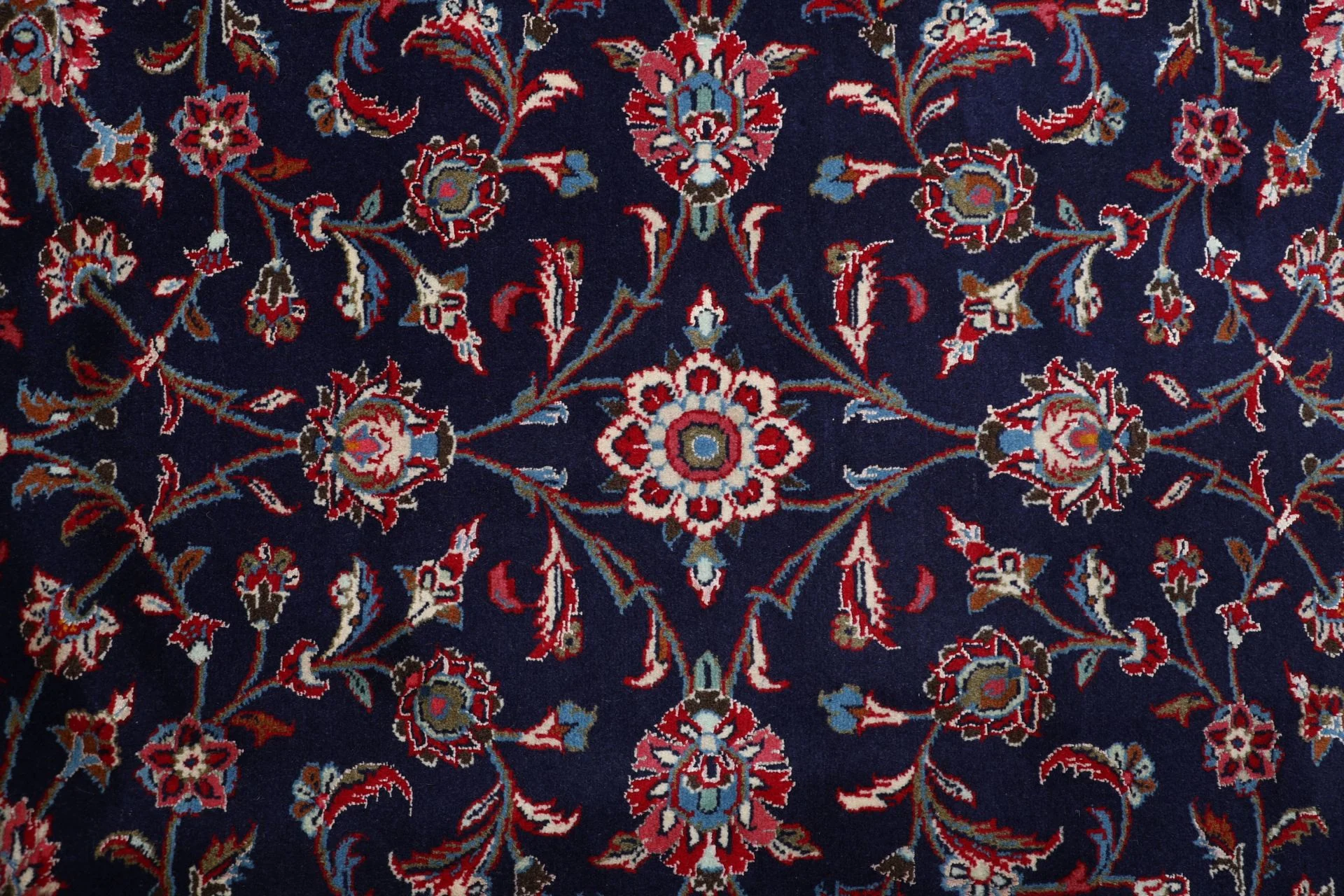 Hand-Knotted Kashan Persian Rug, 246 × 342 cm, Wool - Image 9