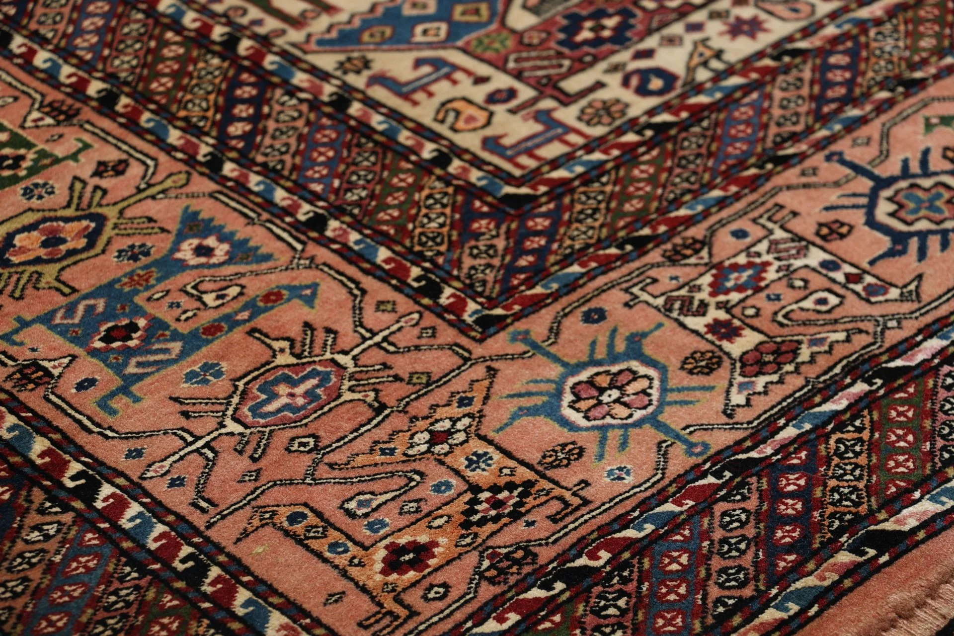 Wool Qashqai Persian Rug 205 × 300 cm, hand-knotted - Image 5