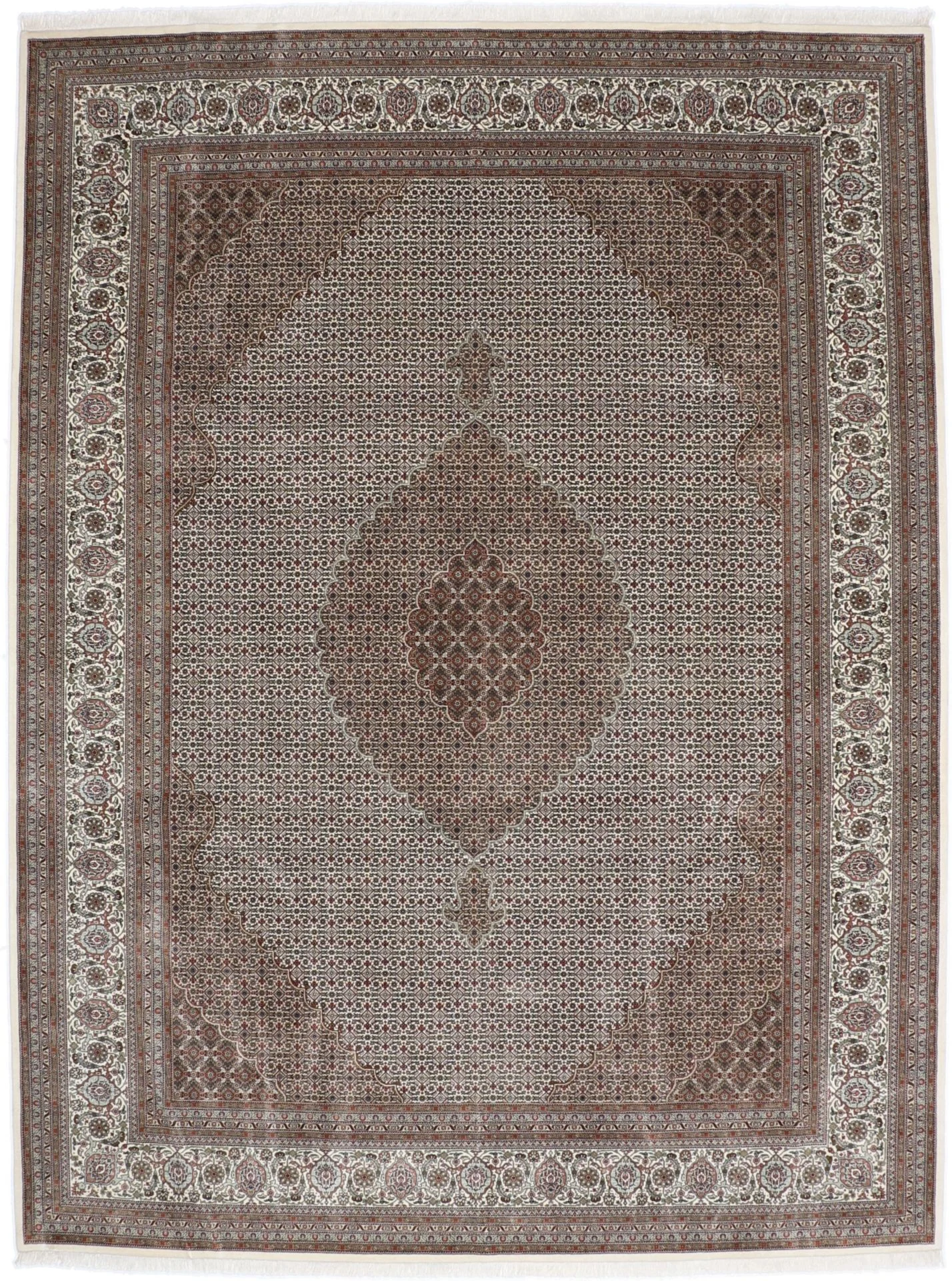 Tabriz Indian Rug 298 × 397 cm in Wool, hand-knotted