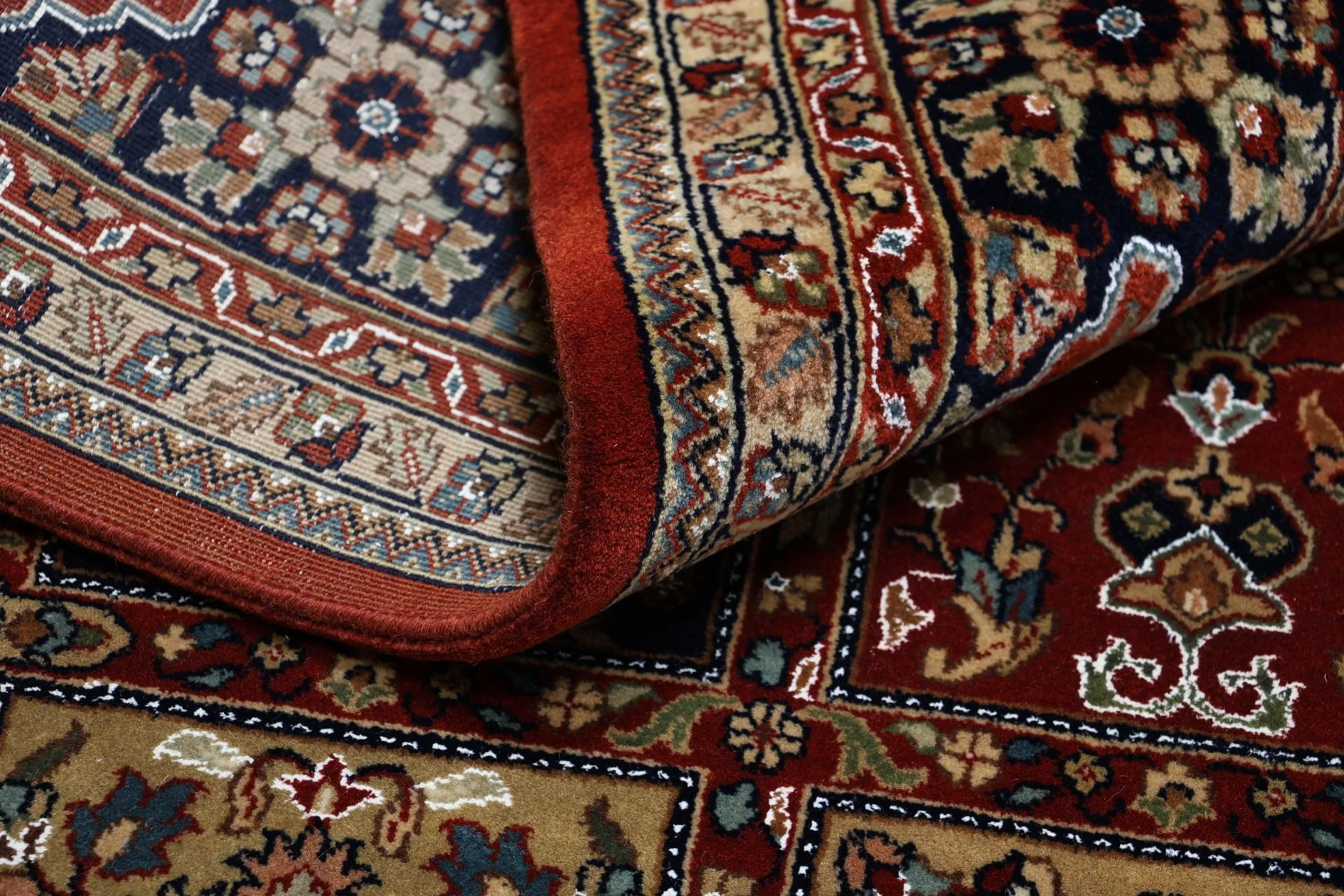 Hand-Knotted Qom Indian Rug, 196 × 254 cm, Wool & Silk - Image 10