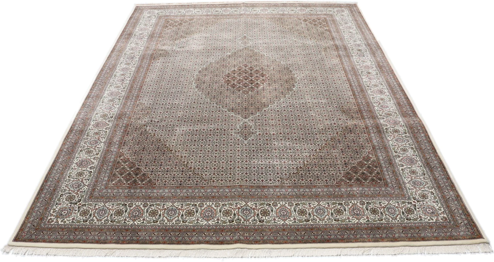 Alternative view of Tabriz Indian Rug 299 × 391 cm in Wool, hand-knotted