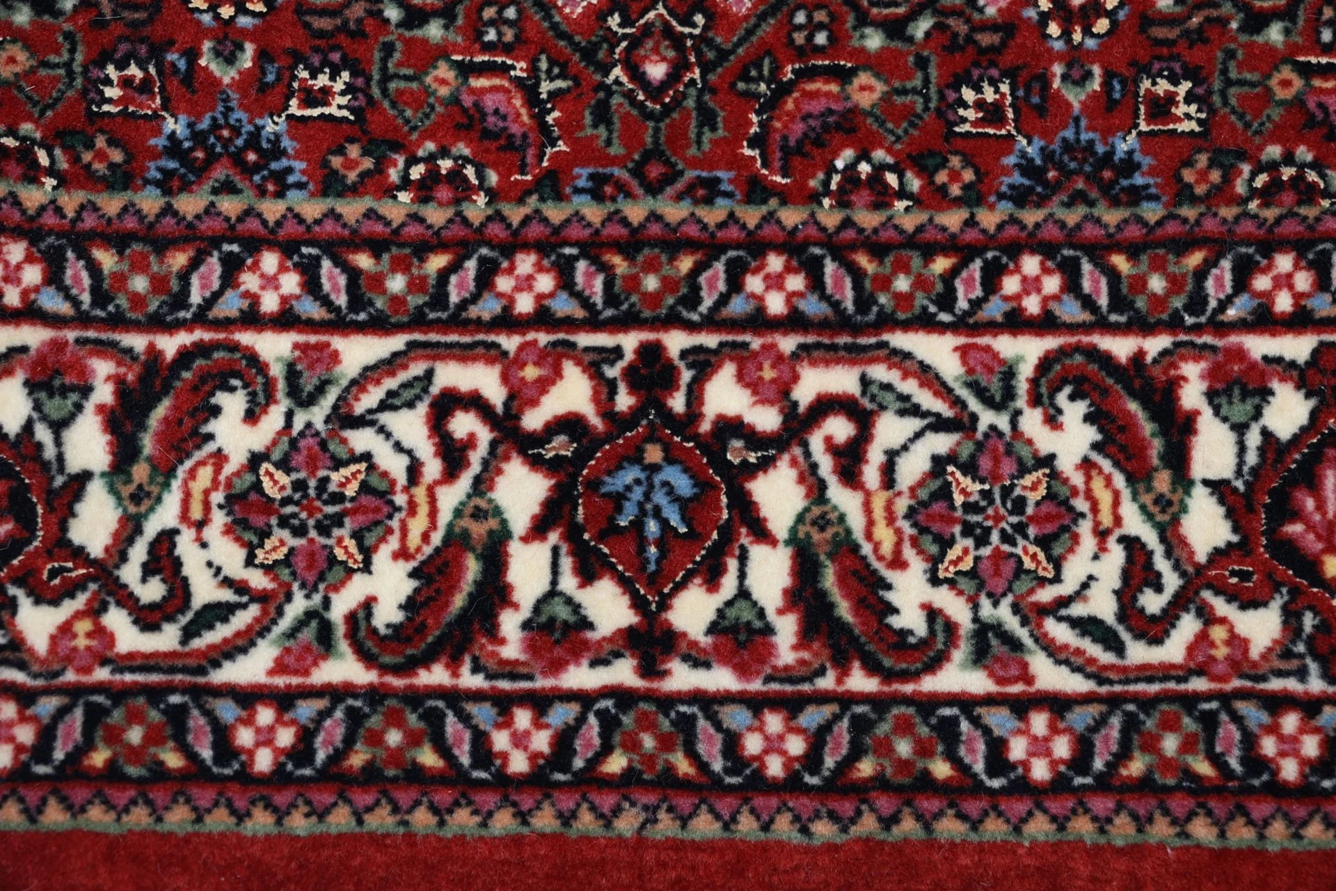 Wool & Silk Bijar Persian Rug 90 × 305 cm, hand-knotted - Image 8