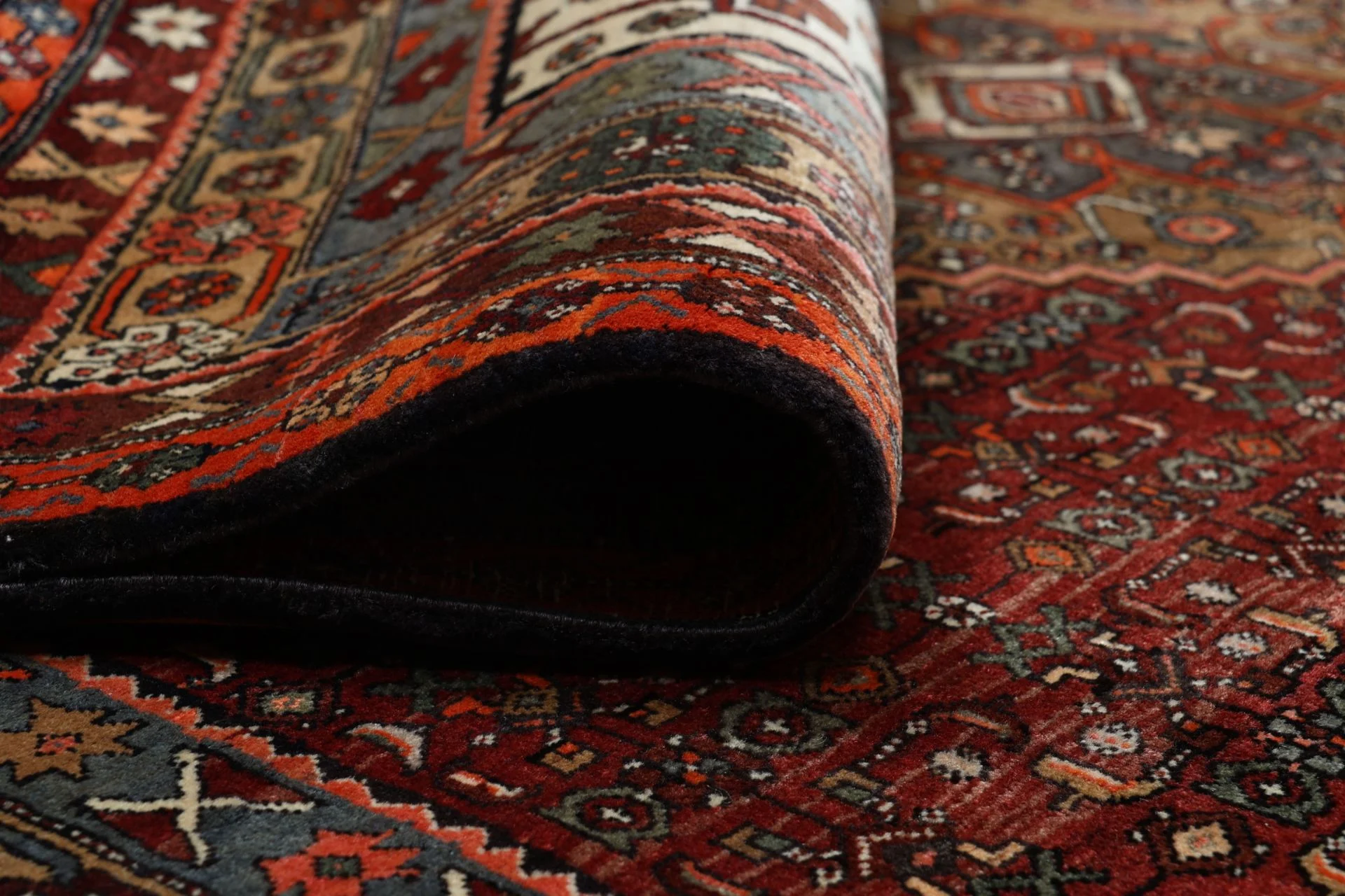 Hand-Knotted Bijar Persian Rug, 203 × 300 cm, Wool - Image 10