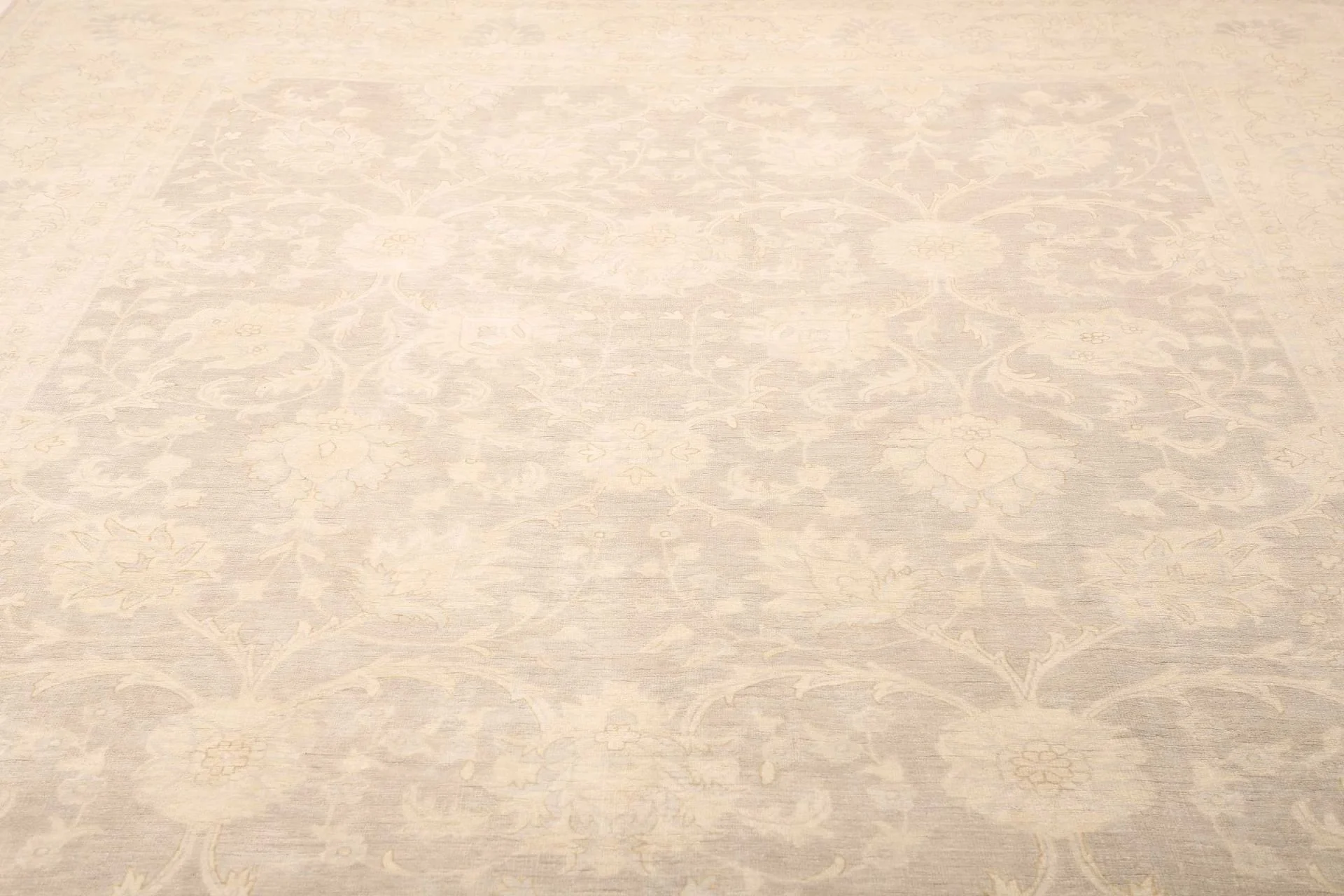 Wool Ziegler Pakistani Rug 271 × 355 cm, hand-knotted - Image 8