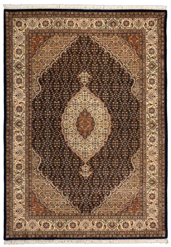 Tabriz Indian Rug 171 × 242 cm in Wool & Silk, hand-knotted