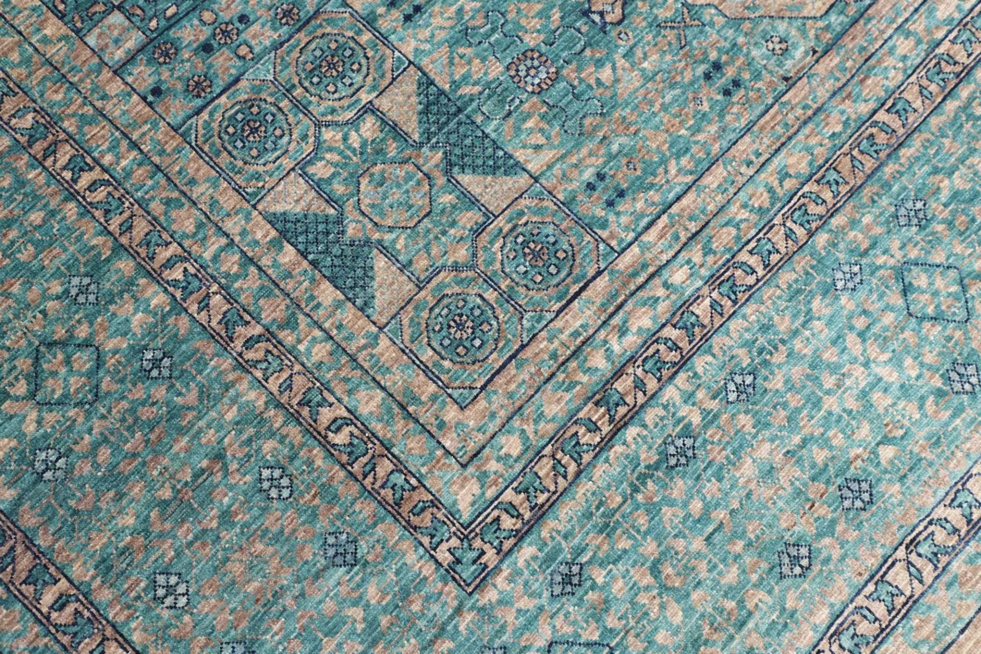 Mamluk Pakistani Rug 208 × 304 cm in Wool, hand-knotted - Image 6