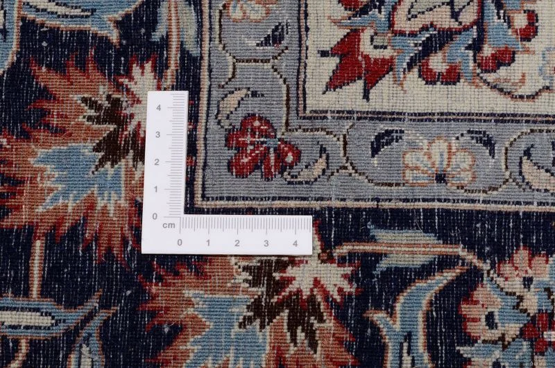 Hand-Knotted Isfahan Chinese Rug, 280 × 377 cm, Wool - Image 3