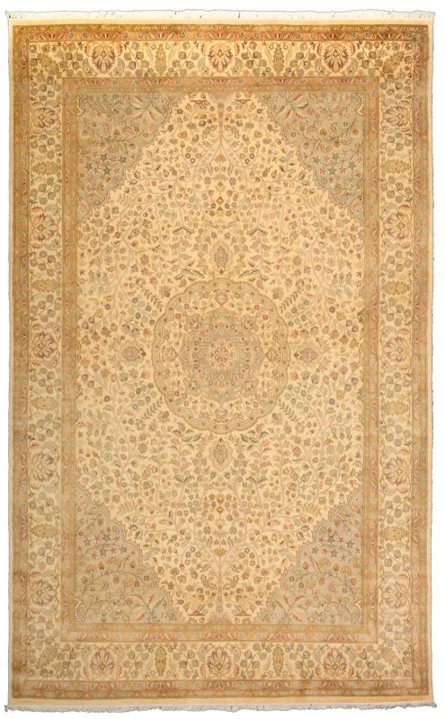 Kerman Pakistani Rug 196 × 315 cm in Wool, hand-knotted
