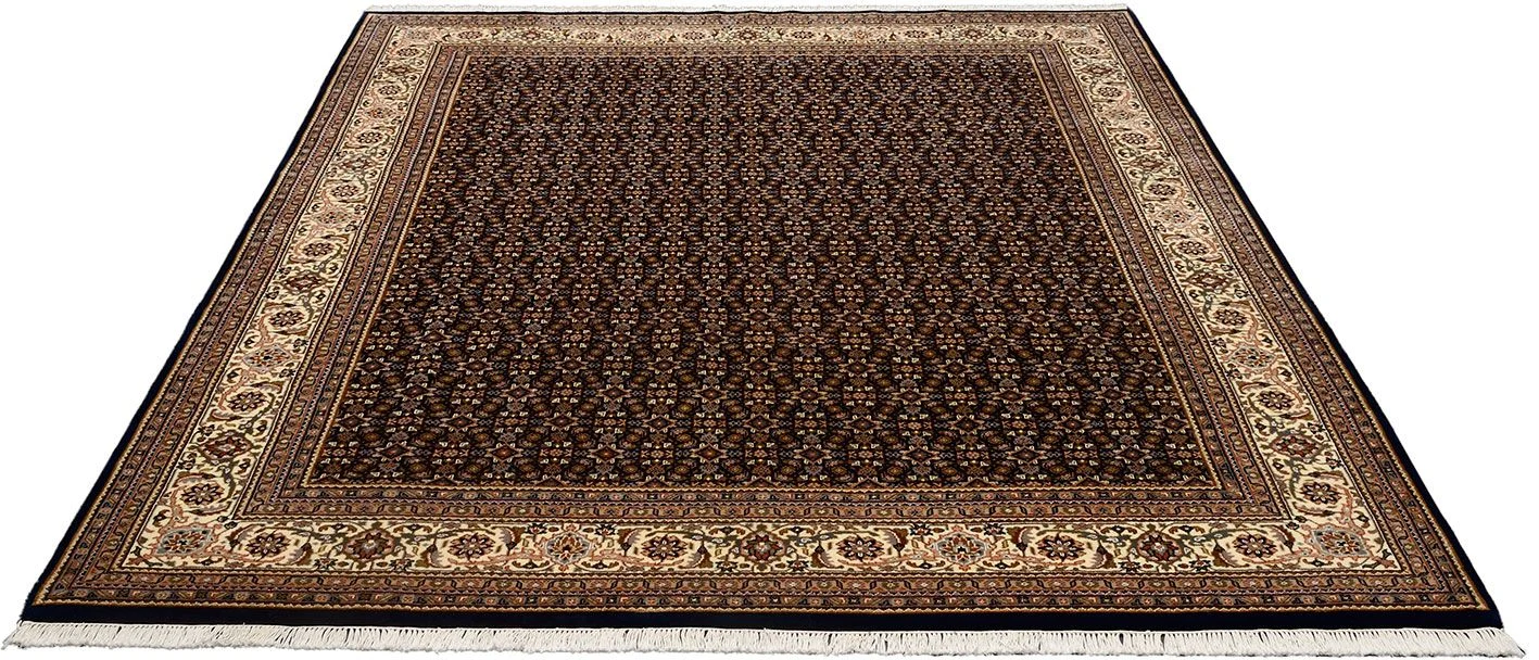 Alternative view of Tabriz Indian Rug 250 × 297 cm in Wool & Silk, hand-knotted