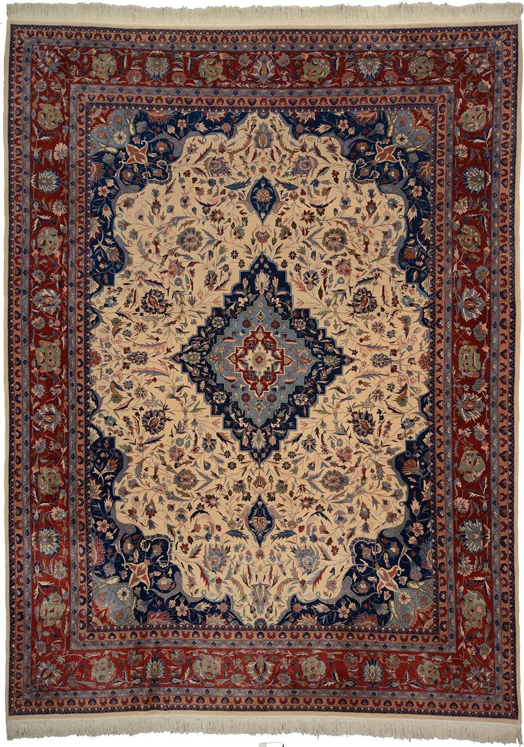 Isfahan Chinese Rug 272 × 375 cm in Wool, hand-knotted