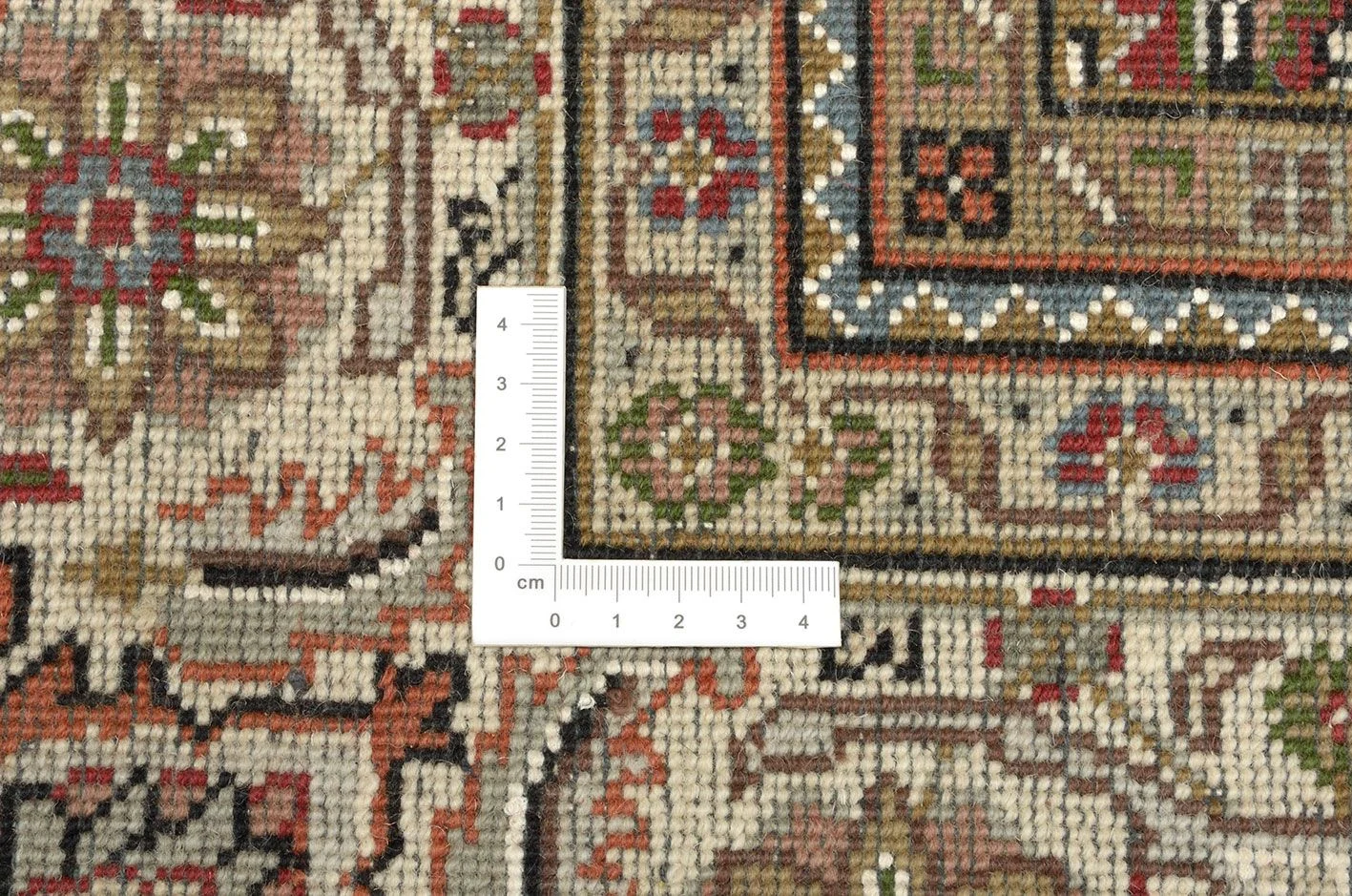 Hand-Knotted Tabriz Indian Rug, 203 × 305 cm, Wool - Image 3