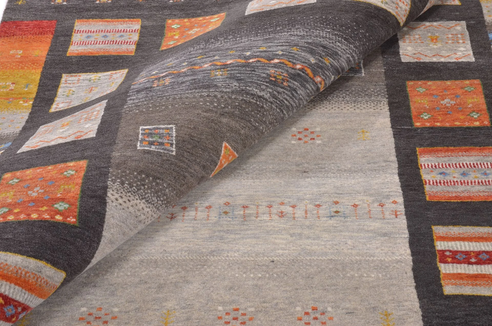 Loribaft Indian Rug 172 × 249 cm in Wool & Silk, hand-knotted - Image 4