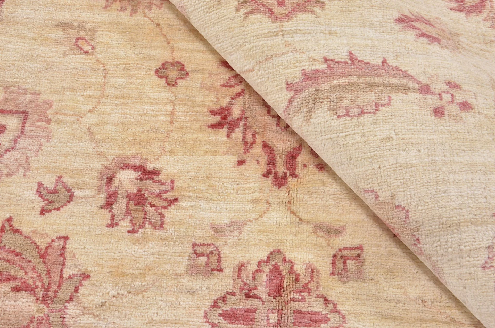 Wool Ziegler Pakistani Rug 168 × 242 cm, hand-knotted - Image 4