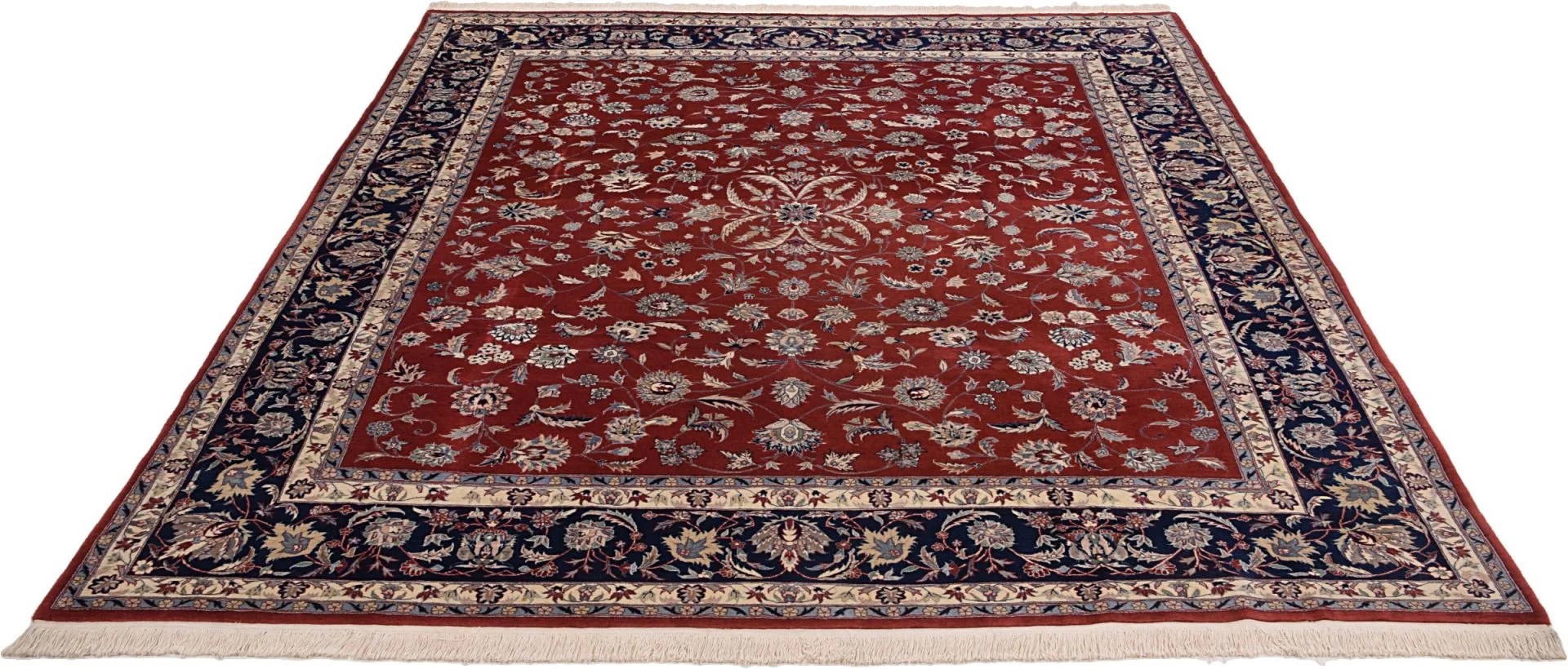 Alternative view of Isfahan Chinese Rug 255 × 305 cm in Wool, hand-knotted