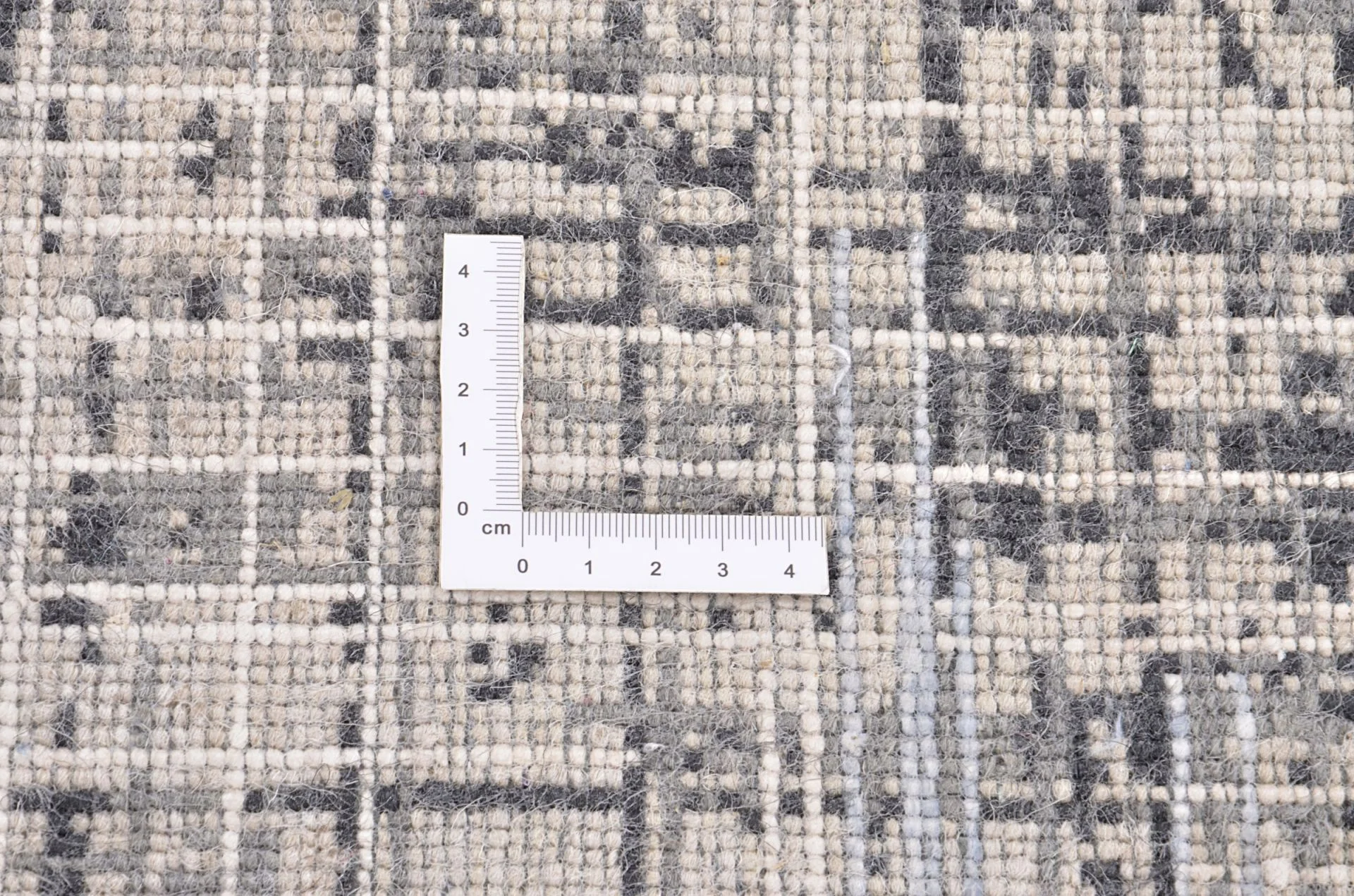 Wool Indian Rug 172 × 245 cm, hand-knotted - Image 4