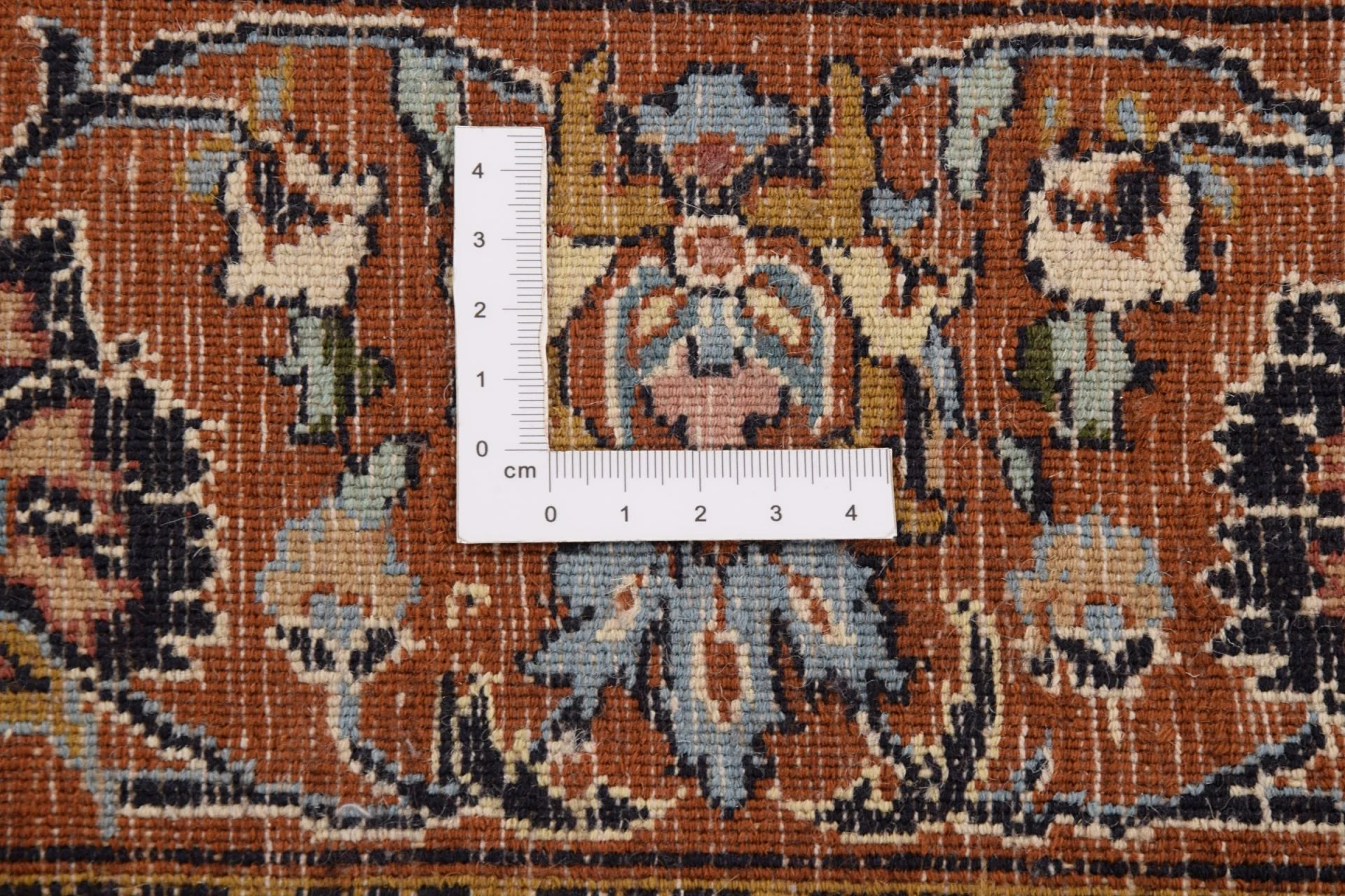 Tabriz Indian Rug 187 × 264 cm, hand-knotted - Image 3