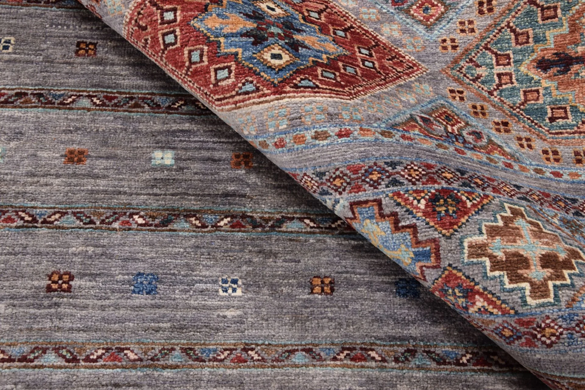 Wool Samarkand Pakistani Rug 168 × 244 cm, hand-knotted - Image 6