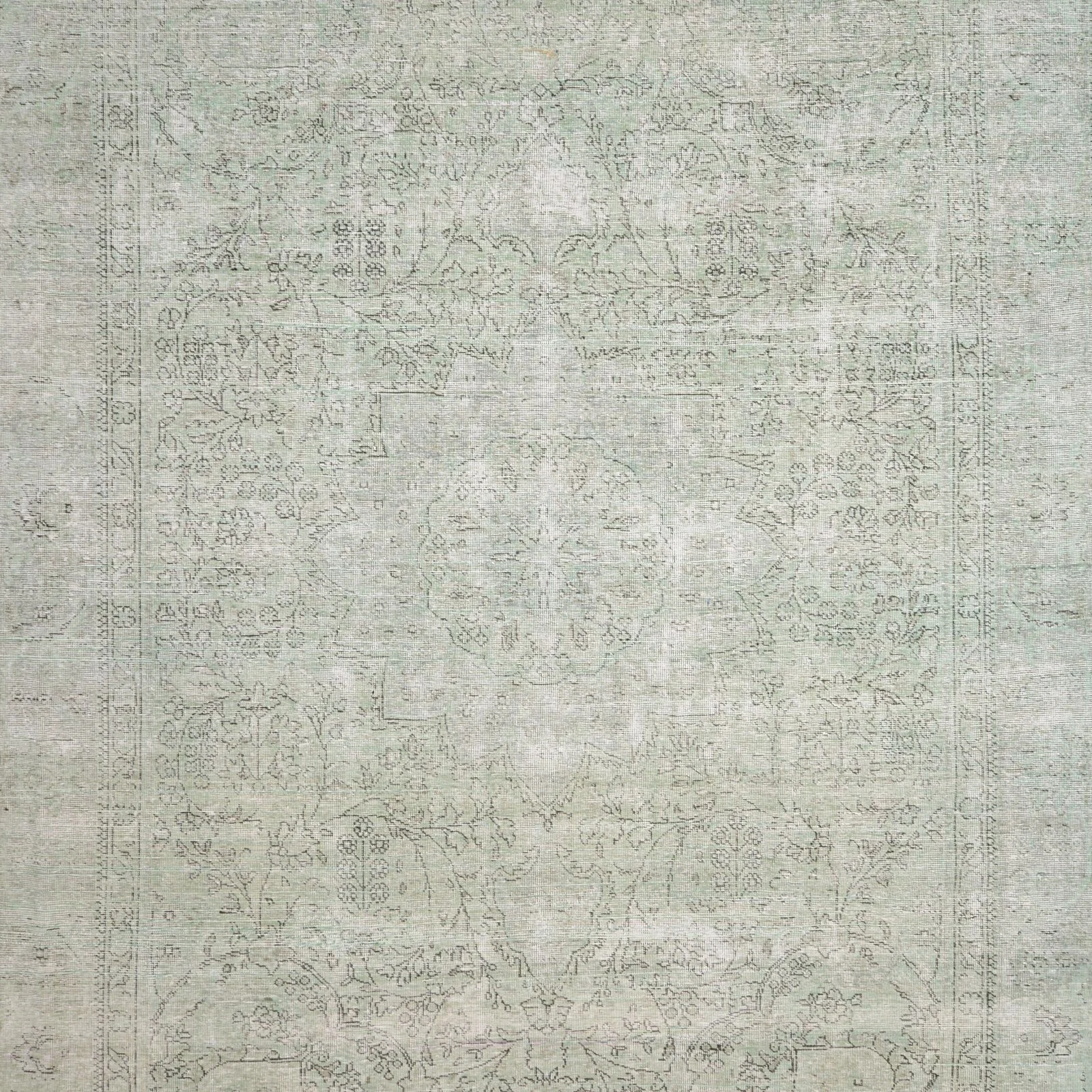 Alternative view of Pakistani Rug 337 × 249 cm in Wool, hand-knotted